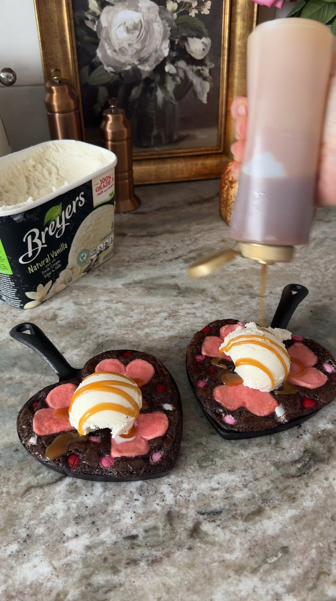 Date Night Brownies 

#LTKHome #LTKU #LTKFindsUnder50