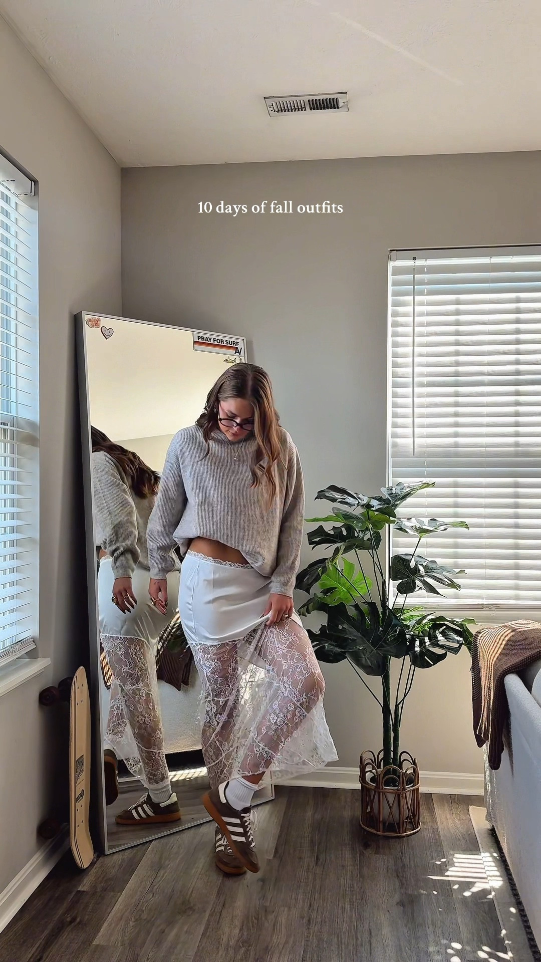 day 2 of the fall outfit series🤎 bag is american leather co but i linked some similiar ones :) 
im wearing an XL in the sweater and 8 in my skirt! 

#LTKTall #LTKFallSale #LTKSeasonal