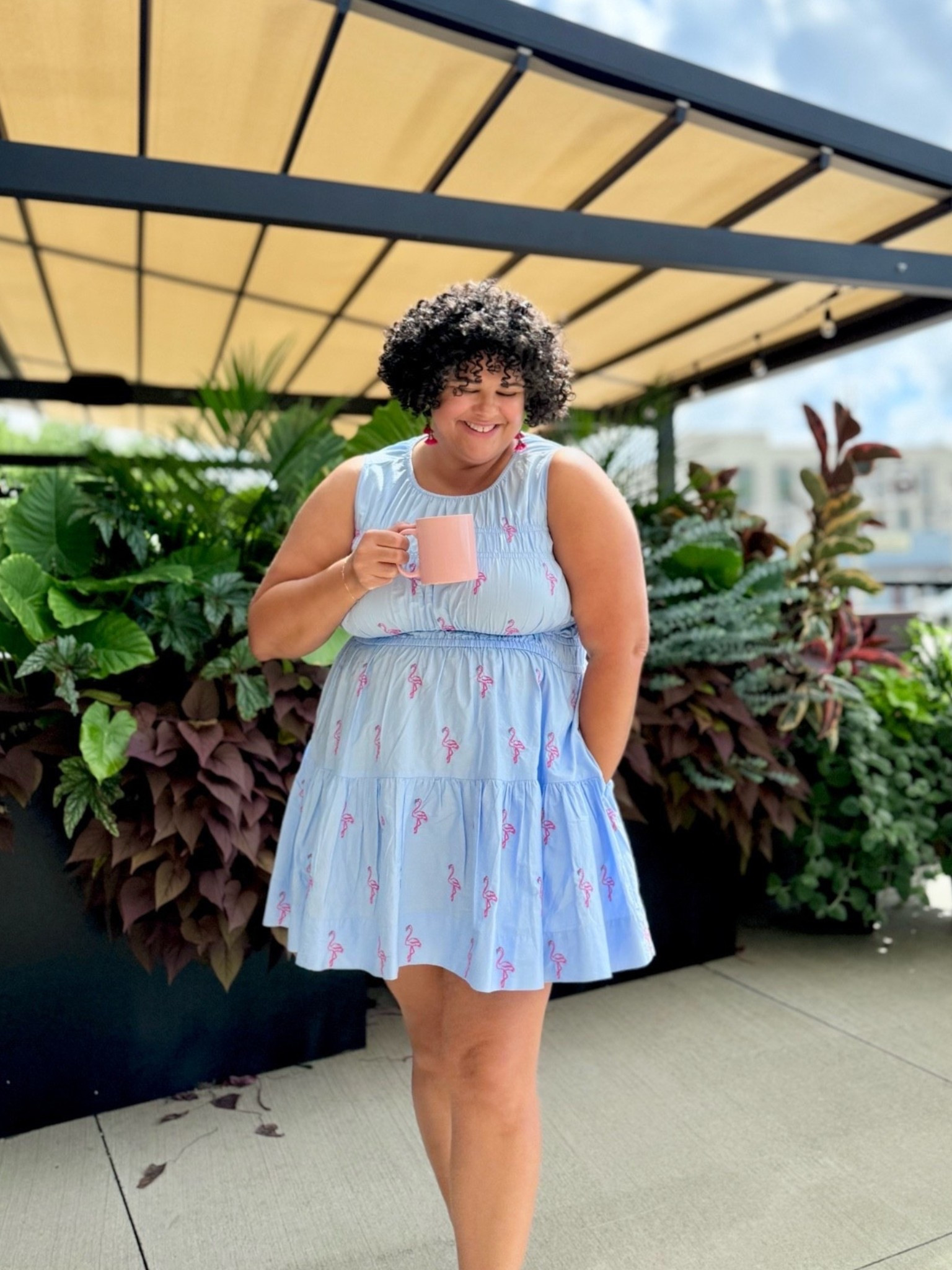 All about the flamingos 🦩 these days!

And this 100% cotton mini dress with embroidered flamingos at that!

On sale for just $13 at Walmart!

It comes in like green as well (no pattern).

I’m wearing an XL and feel it runs TTS.
#LTKxWalmart

#LTKdayinmylife #LTKMidsize #LTKSaleAlert