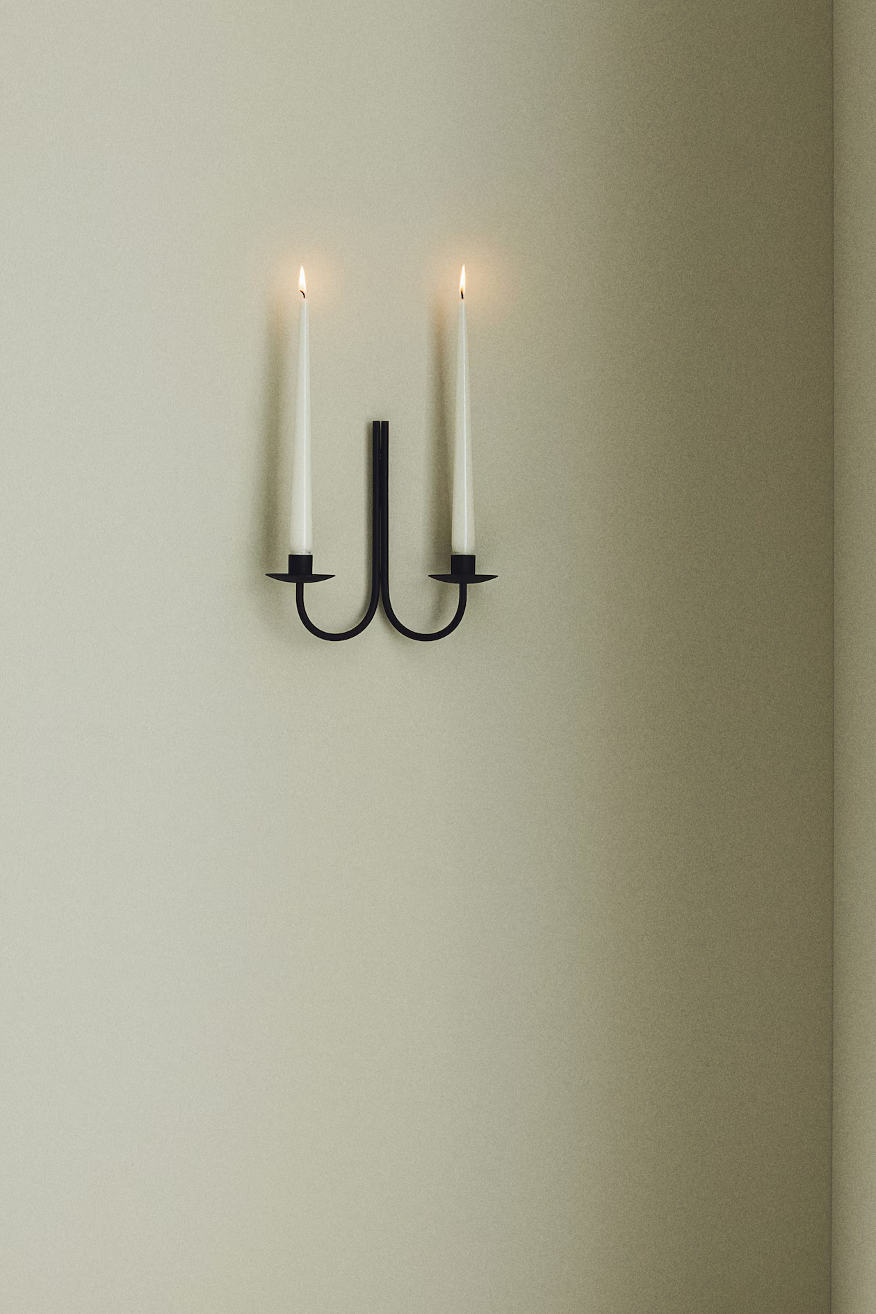 Large Metal Sconce - Black - Home All | H&M CA | H&M (US + CA)