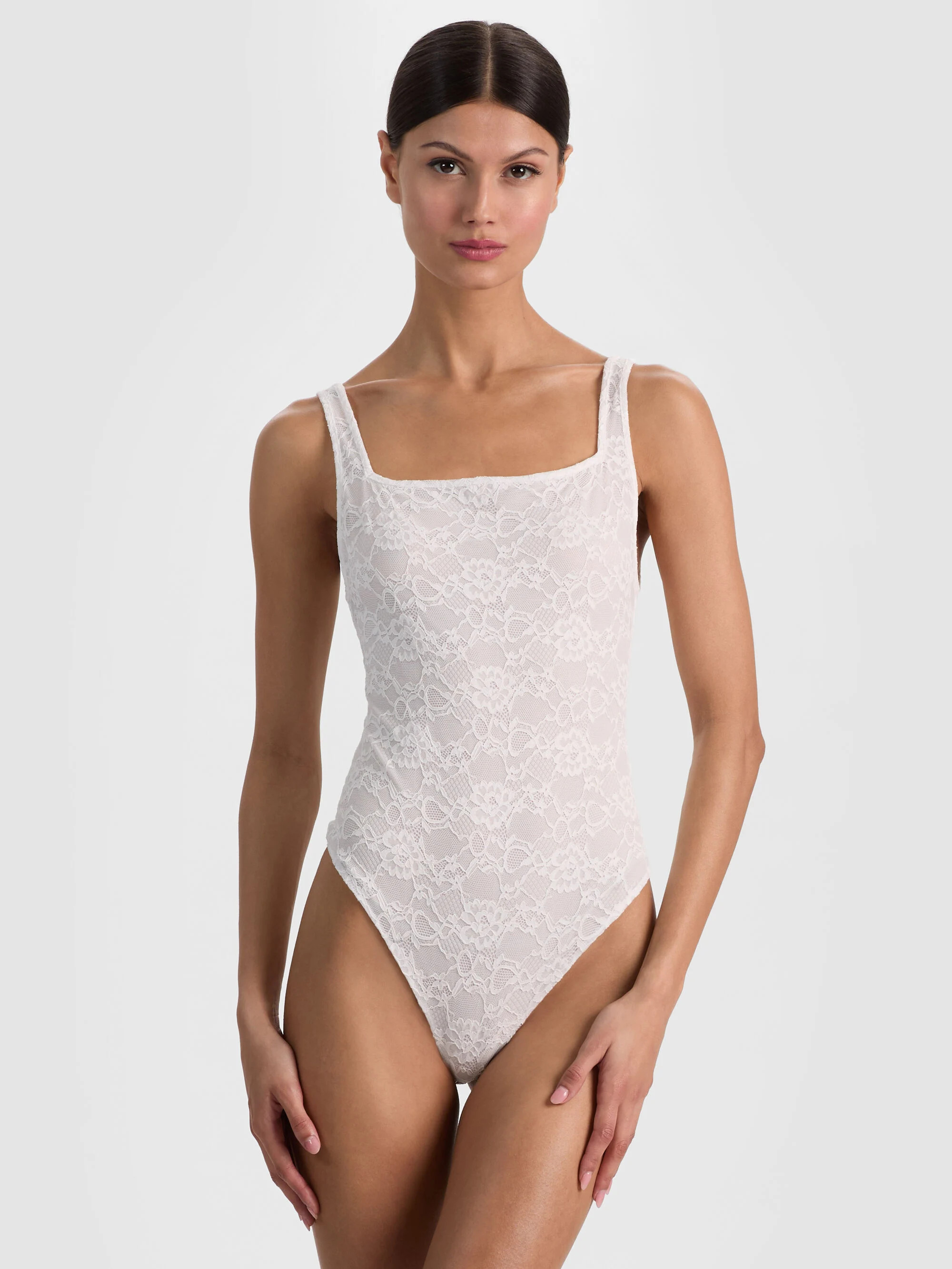 ANNIKA LACE BODYSUIT | Alice + Olivia