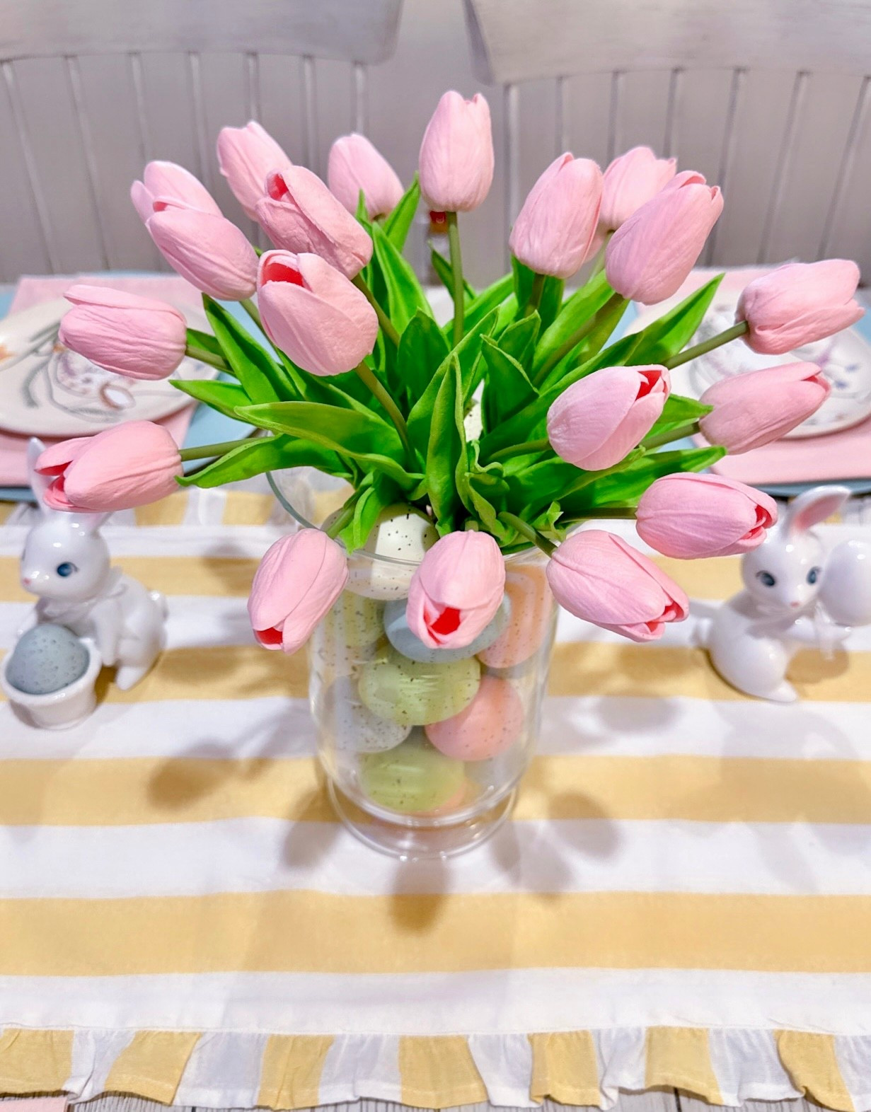 Tickled Pink on this Pink Wednesday with these bendable Pink Faux Tulips! 

Set of 20 for right at $20! Absolutely love them! 

Tons of more colors & options! Prices vary a little on those. 


#LTKHome #LTKSeasonal