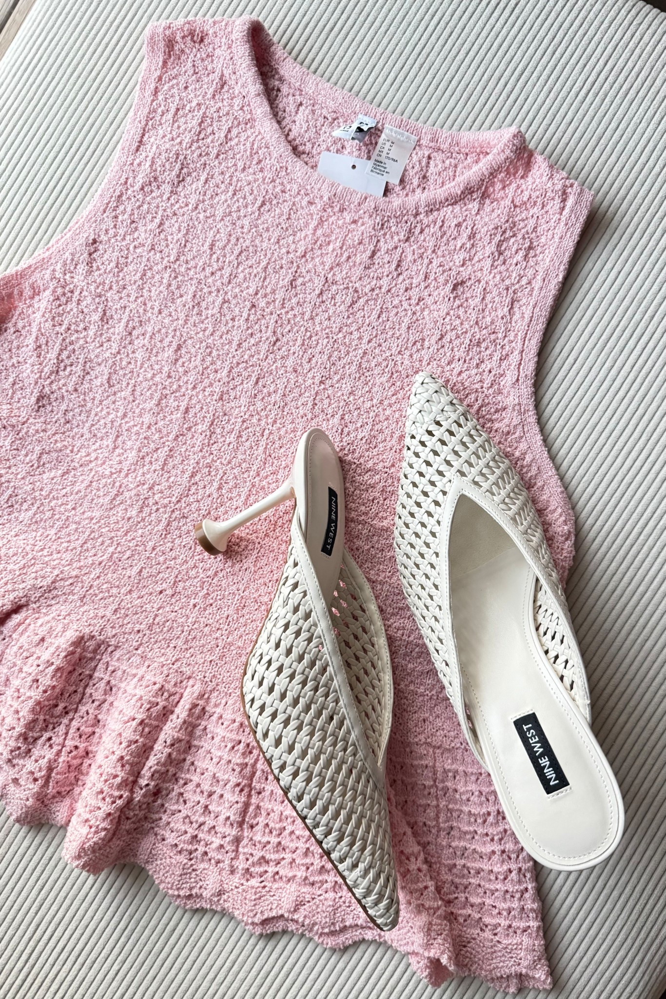 This peplum top with jeans will make a great outfit. Styled with these mules and maybe a cream bag of pink bag :) I can already picture the outfit 🌸 . Casual Mother’s Day brunch outfit idea 

#LTKMidsize #LTKMothersDay #LTKSeasonal