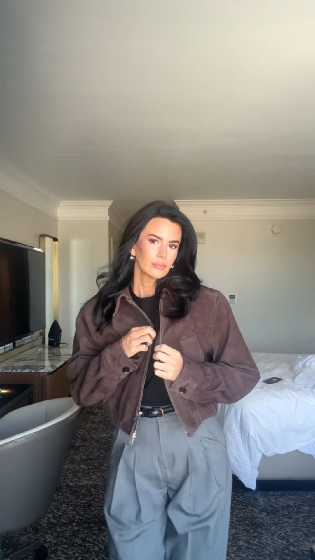 Suede + Trousers... Fall's ultimate wardrobe heroes🤎

#LTKWorkwear #LTKStyleTip #LTKOver40