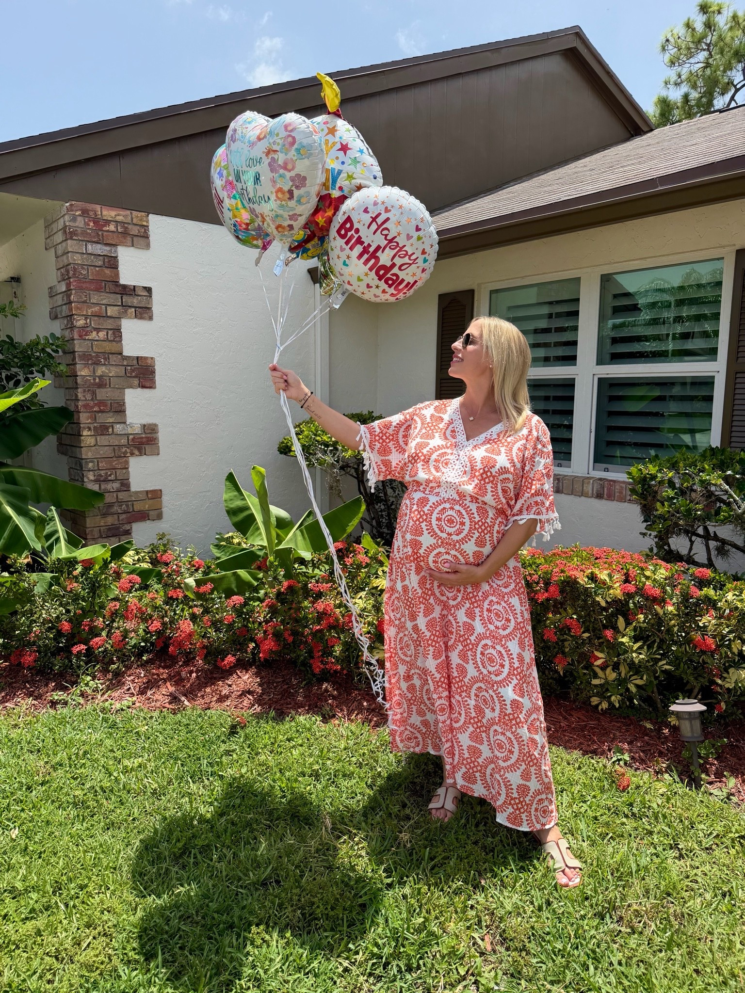 Maxi dress. Wearing xl at 31 weeks pregnant

#LTKootd #LTKBump #LTKSeasonal