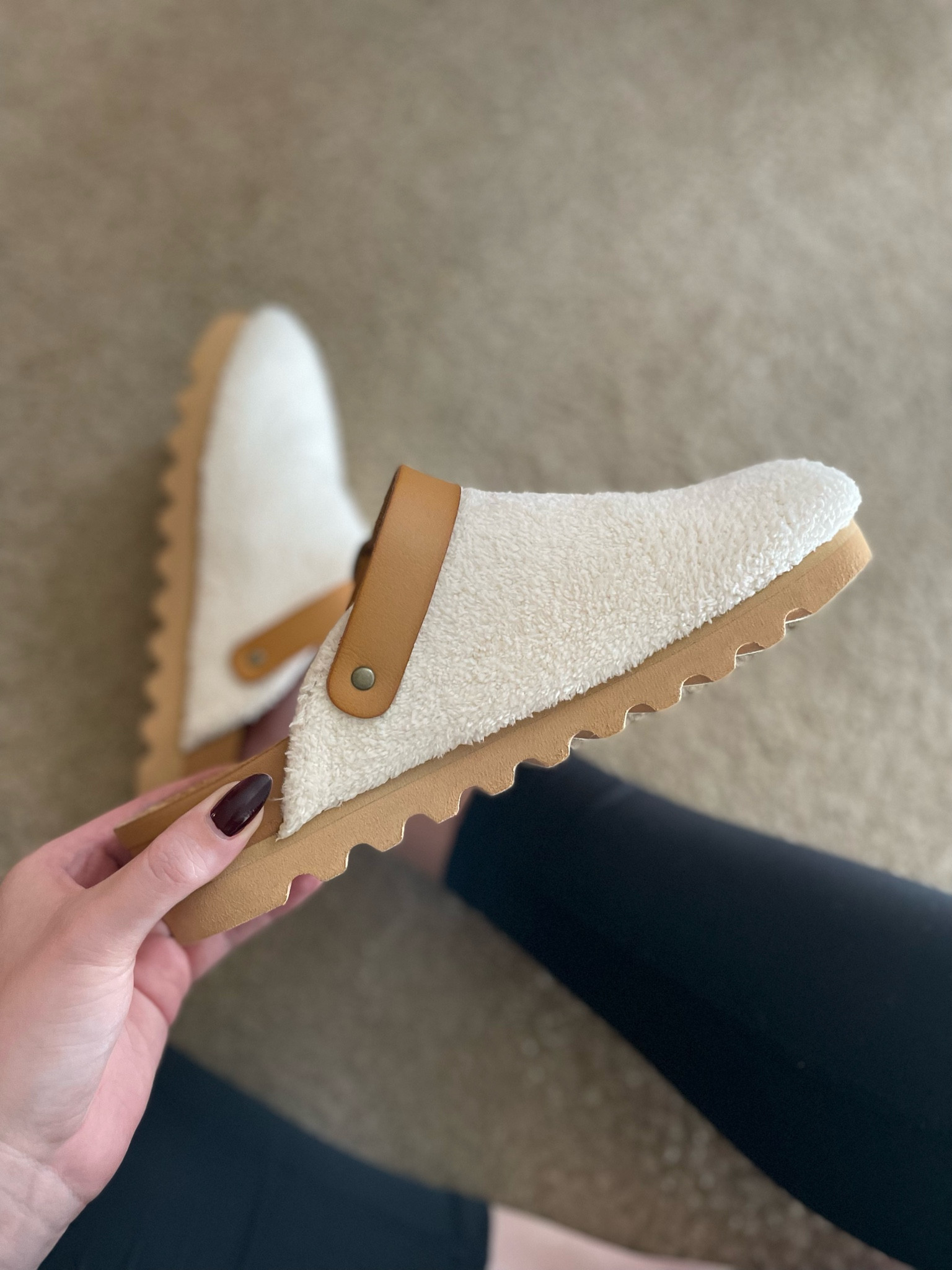 Reef Beach Bum Sage Clogs

#LTKshoecrush