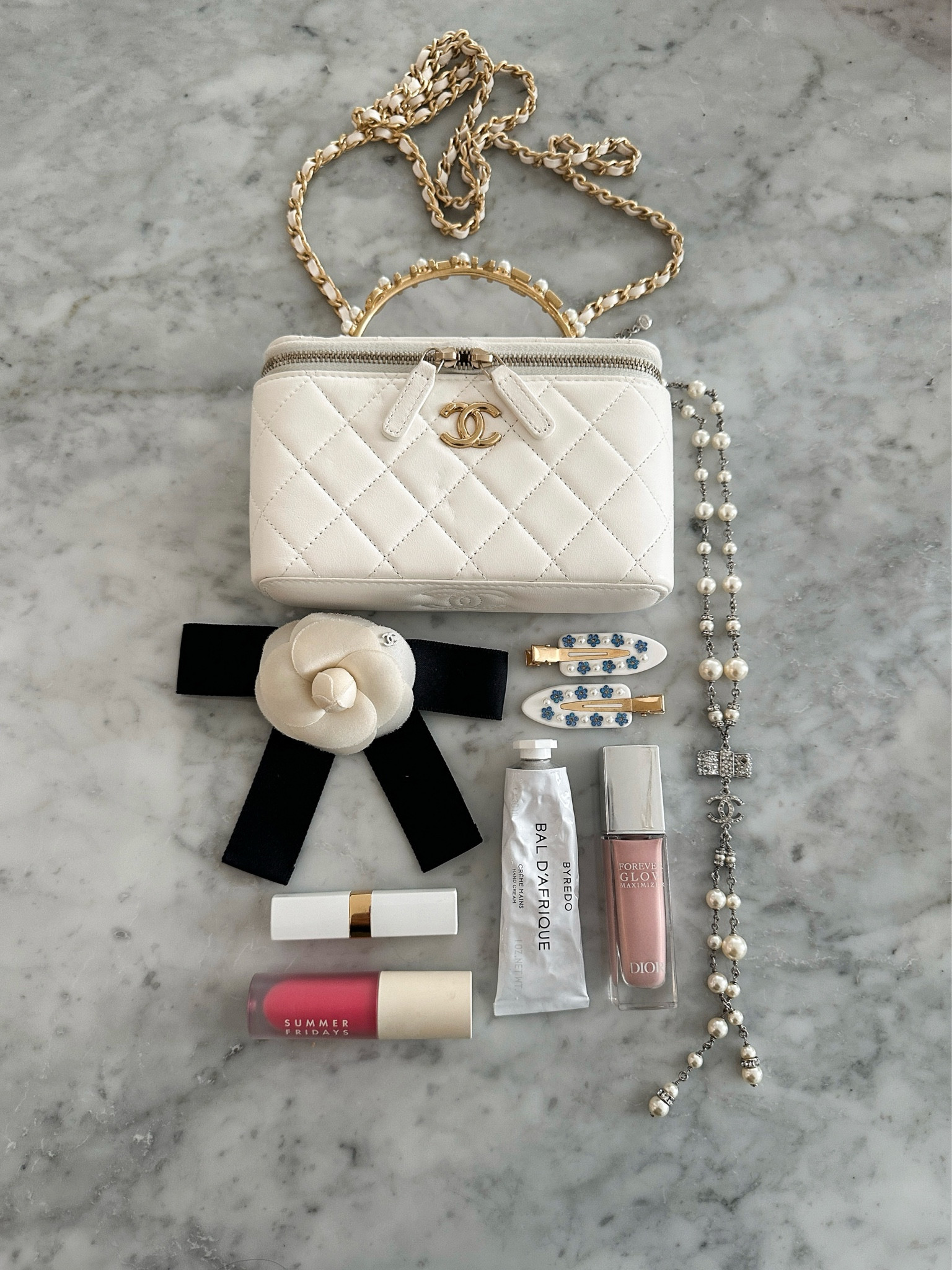 Request: white handbags under £2000 

#LTKuk #LTKbag #LTKluxury