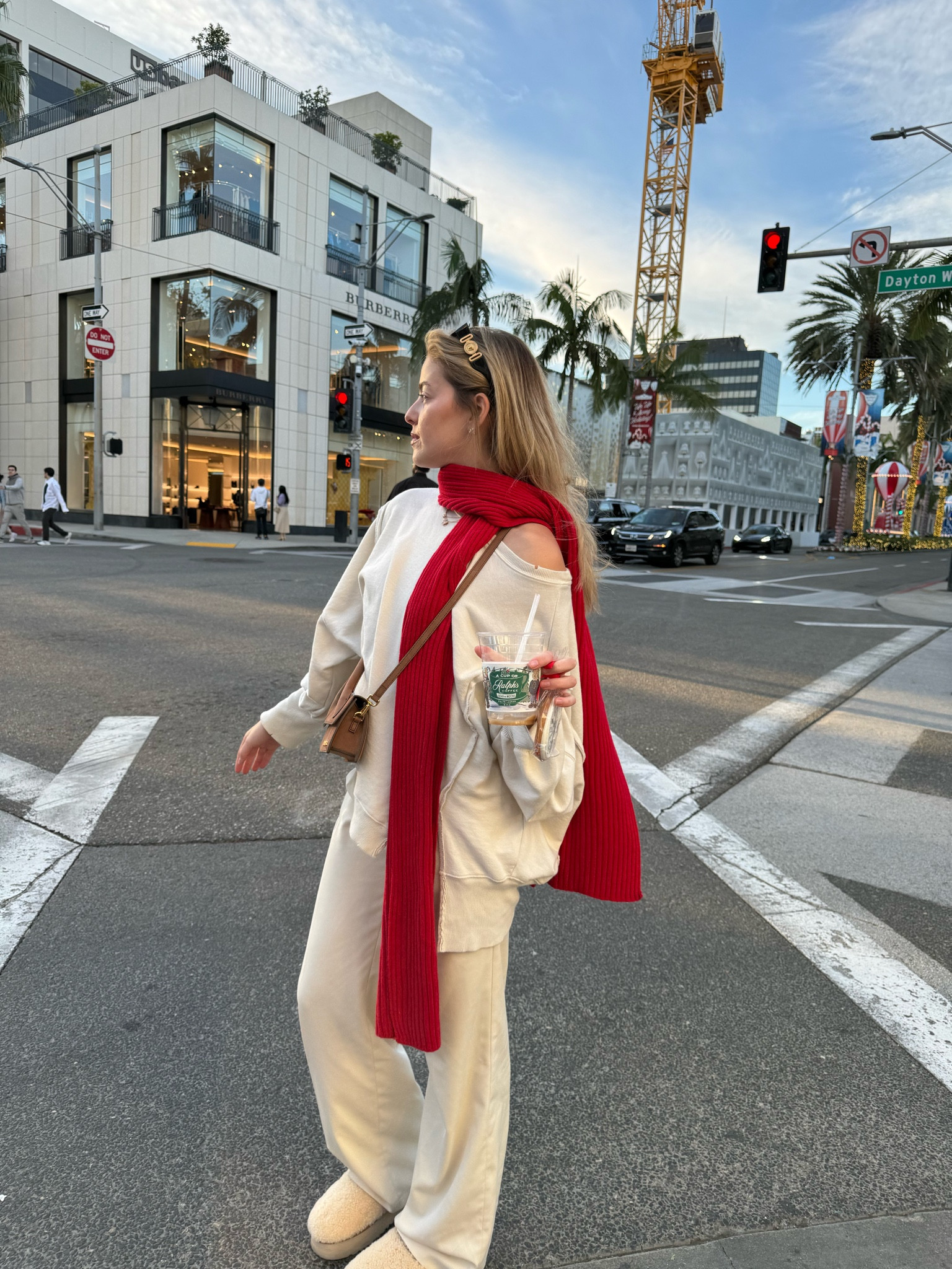 Cozy holiday outfit ❤️

#LTKHoliday #LTKGiftGuide #LTKSeasonal