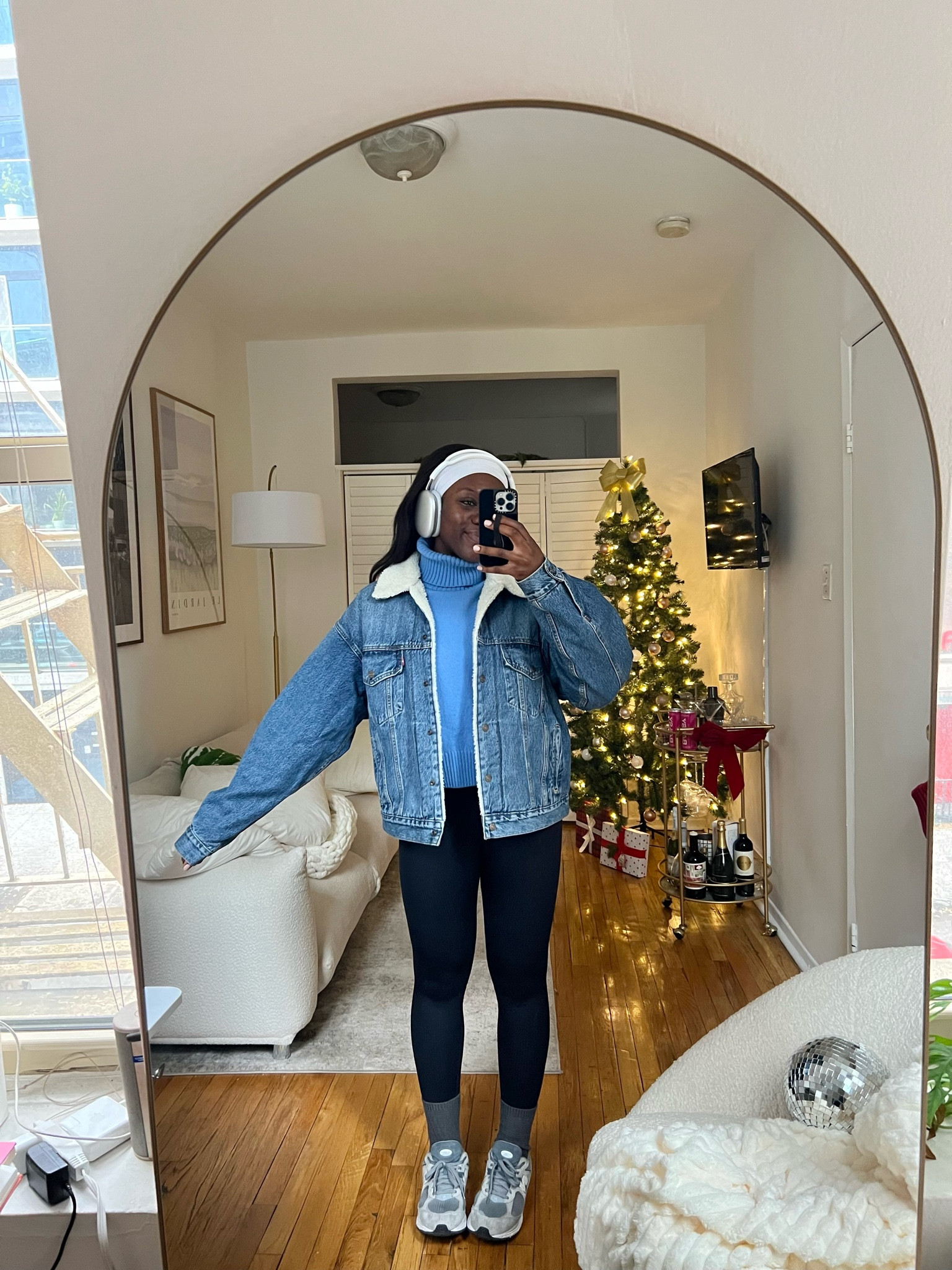 Winter outfit, winter style, winter coat, comfy outfit 

#LTKSeasonal #LTKsalealert #LTKfindsunder100