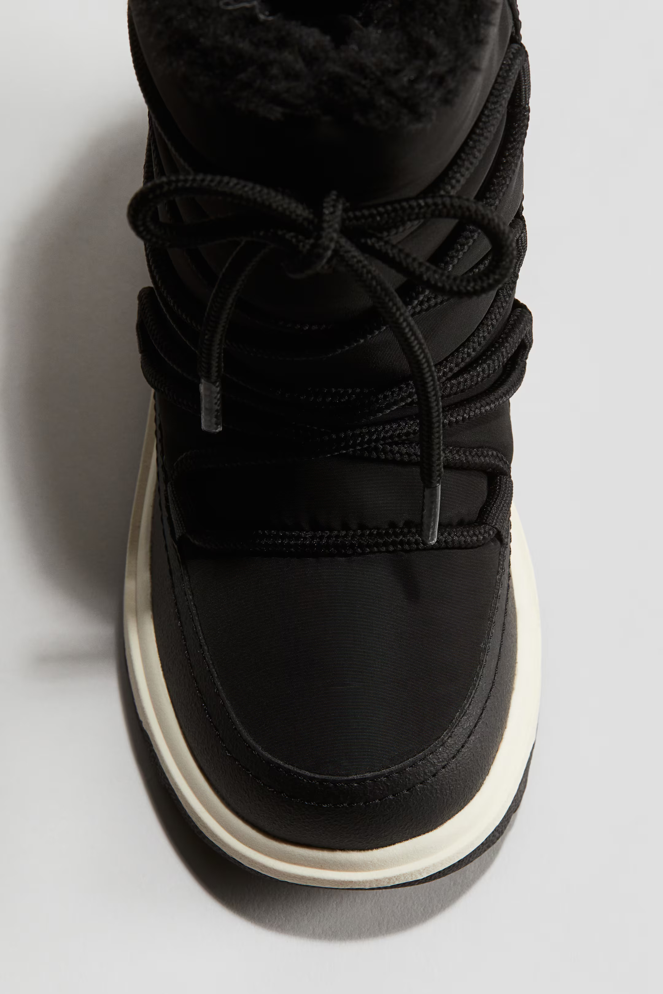 Waterproof boots | H&M (US + CA)