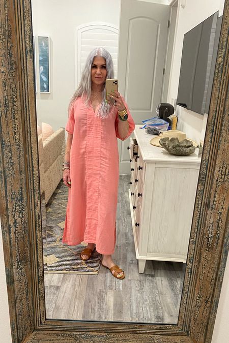 Spring Break Attire

Comfortable clothes I swear it’s out when I’m on vacation! Here’s a cozy caftan that I wore while I was at the beach. 



#LTKtravel #LTKFind #LTKSeasonal