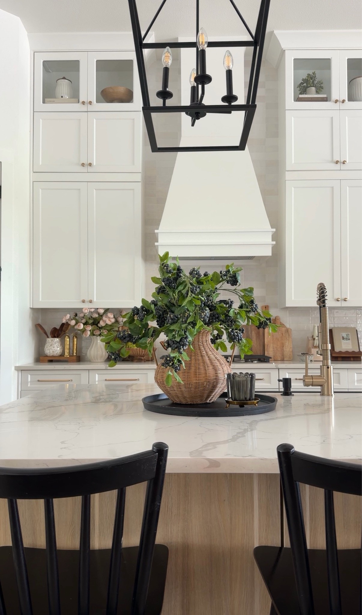 kitchen vibes 🤍

A mix of timeless neutrals, warm wood tones, and little details that make the space feel cozy and collected! 

kitchen decor, kitchen styling, neutral kitchen, designer inspired, kitchen favorites, countertop decor, kitchen accessories, home decor, modern farmhouse, organic modern, timeless home, cozy kitchen, kitchen essentials, wood accents, marble decor, kitchen organization, elevated home, home styling, decor finds, kitchen inspiration, designer look for less, everyday luxury, curated home, neutral decor, warm and inviting

#LTKSaleAlert #LTKHome #LTKSeasonal