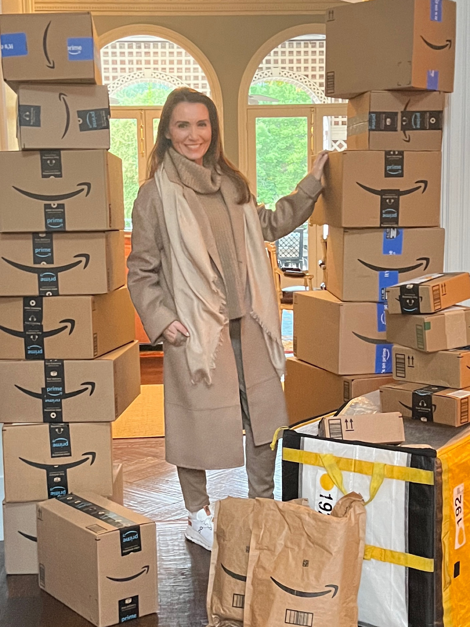 Perfect Fall run around set!! I love this Splendid x Celia Jane set - it matches all the packages that Parker Kennedy sent my way in preparation for our Christmas Topiary Class!  ;) 

#LTKActive #LTKOver40 #LTKHoliday