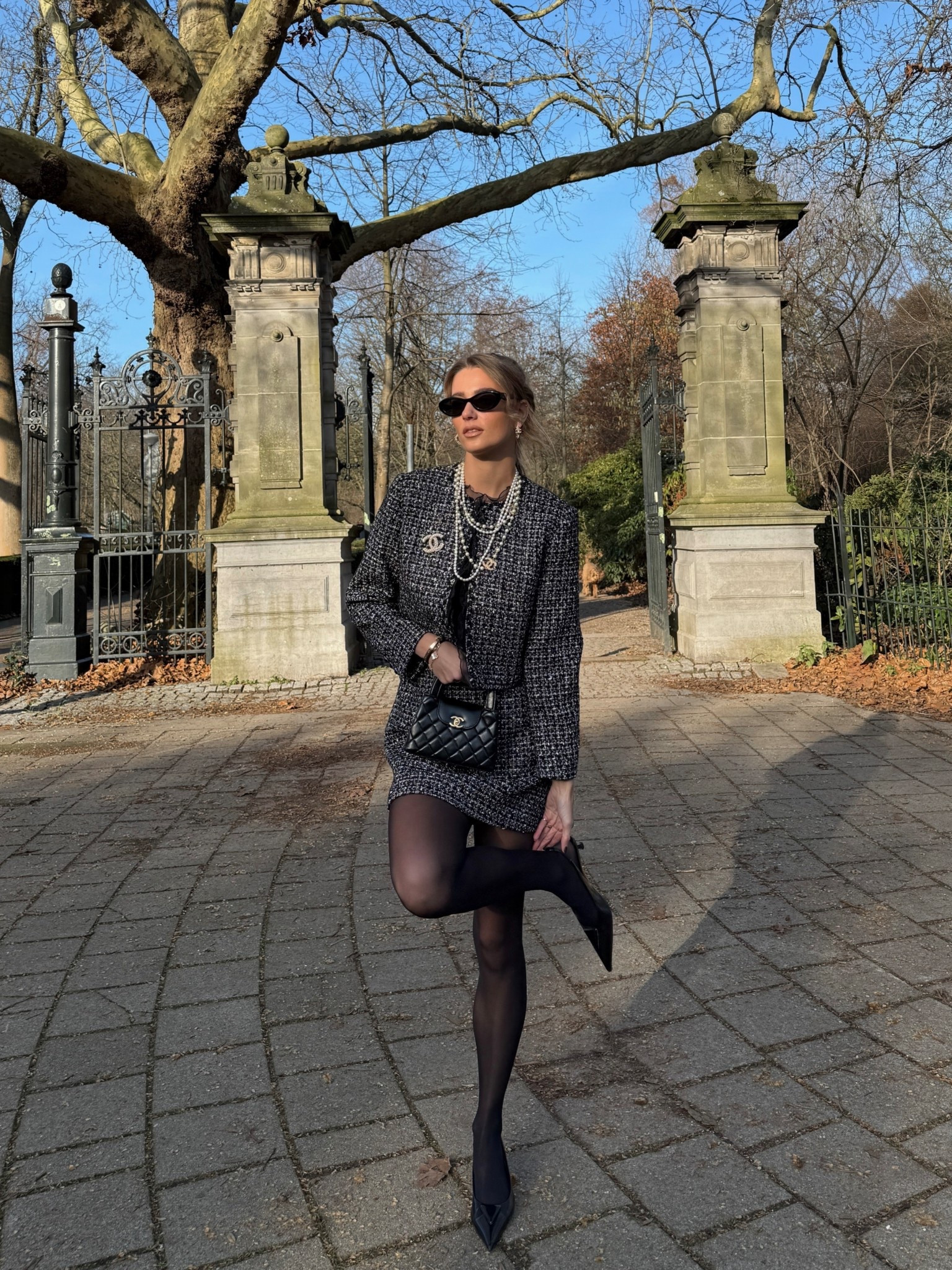 Classy with pearls 

#LTKeurope #LTKdatenight #LTKwinter