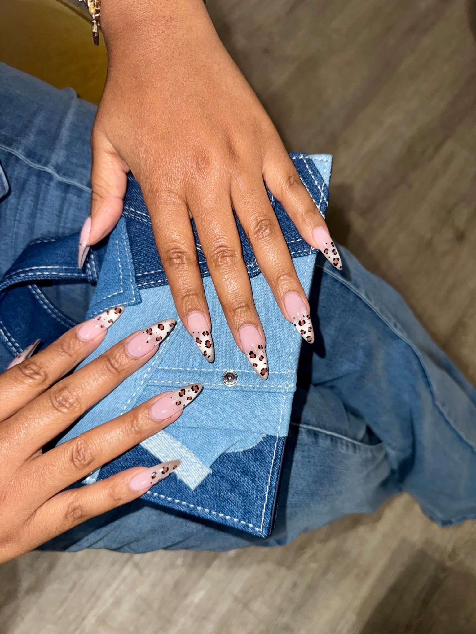 It’s time for fall nails and fall fashion 👜

#LTKStyleTip #LTKFindsUnder50 #LTKBeauty