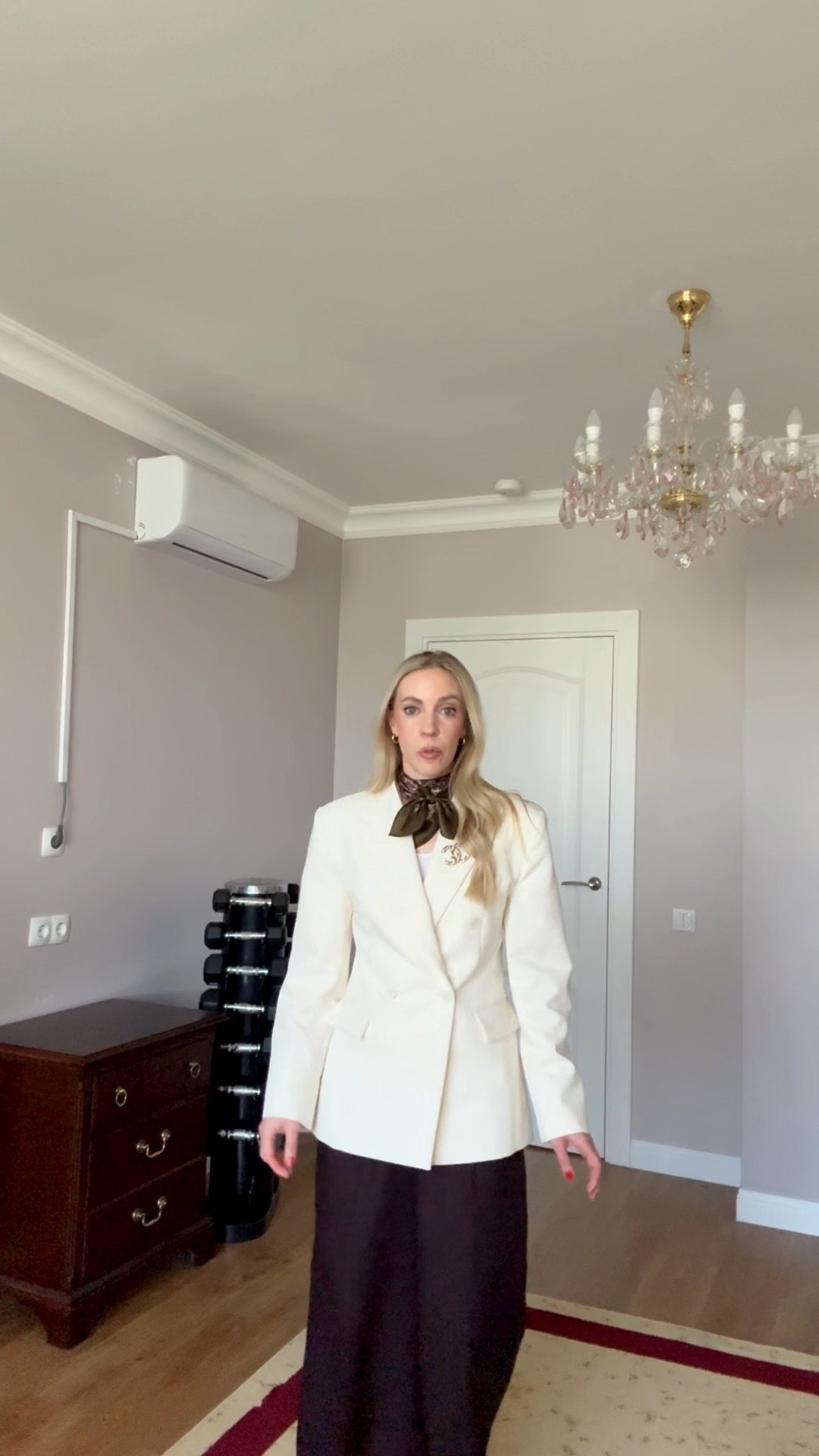 My blazer is on sale this weekend!

 Business casual workwear, cream blazer, silk scarf outfit, dark brown linen pants, style over 40

#LTKSaleAlert #LTKWorkwear #LTKOver40