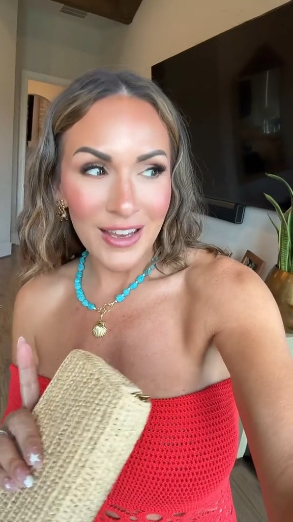 POV: You’re packing for the dreamiest beach vacay 🏝️👙

Resort-ready, dinner dates, casual cuteness—she’s got everything in her suitcase ✨

Wearing size small | 5’2” | 130lbs | 34DD | 25” waist

#ResortStyle #VacationLooks #BeachTripVibes #PetiteStyle #WhatToPack #AnguillaReady #TravelFits #LTKResort

#LTKStyleTip #LTKPetite #LTKOver40