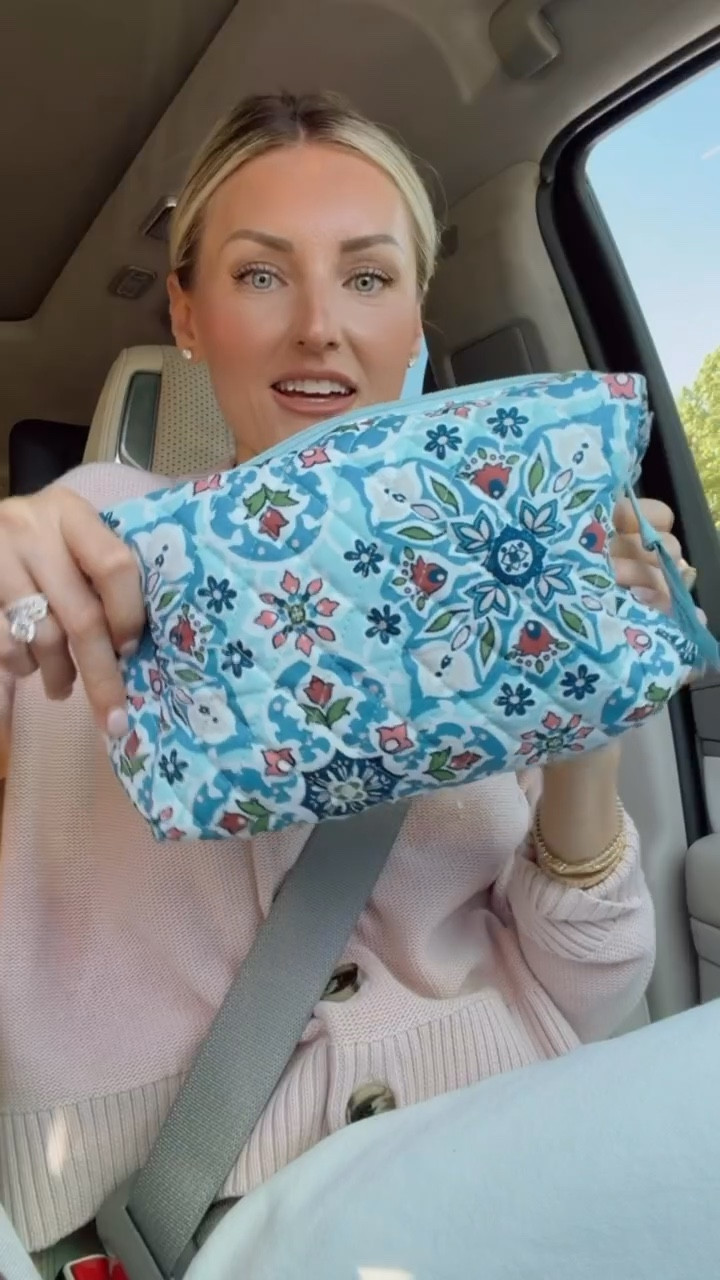 How cute is this bag?! Makes the perfect on the go bag for diapers or a toiletry bag for travel!

Loverly Grey, Vera Bradley, Target find, diaper bag, toiletry bag, makeup bag 

#LTKTravel