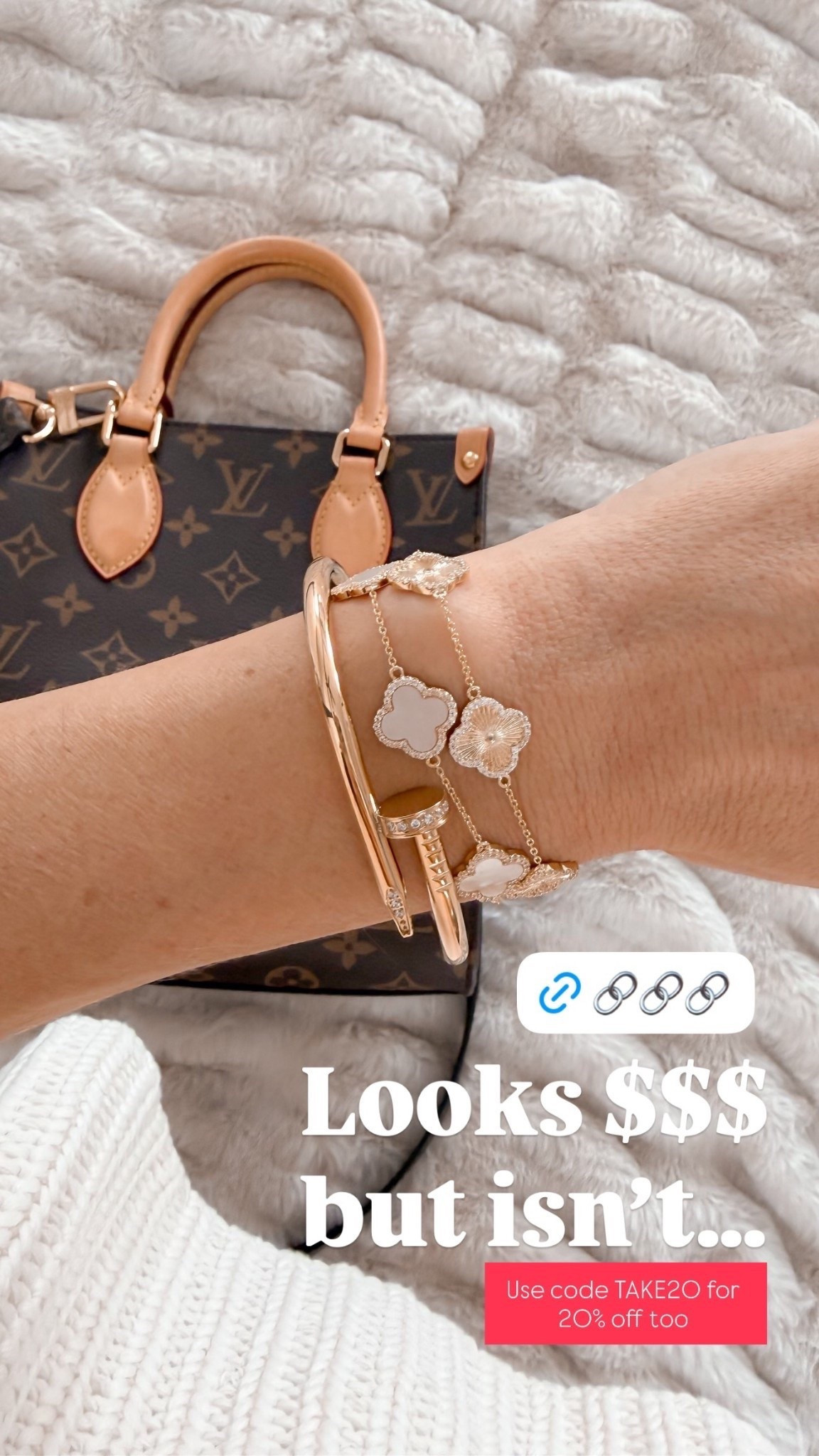 Looks $$$ but isn’t… Use code TAKE20 for 20% off too

#LTKOver40 #LTKSeasonal #LTKSaleAlert