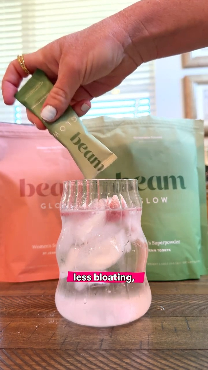 The glow up I didn’t know I needed. @beam Glow has been helping So much with my energy, brain fog, and I’ve noticed a huge difference in my bloating. Plus you guys know, I’m really focusing on my hair + skin right now too. Literally telling all my friends, it’s so good. I love the watermelon and the strawberry kiwi flavors. So refreshing for a mid day pick me up packed with everything I need. 

Comment GLOW and use code THEPETITEREDHEAD for 20% off ✨

Self care, millennial mom, mom life