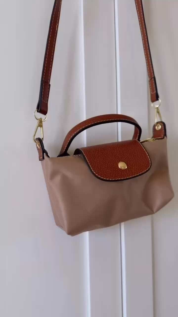 This bag is a designer look alike, and it is so good! I love this color, but it also has several other colorways! It even comes with this crossbody strap! Loverly Grey, Amazon, mini purse, crossbody purse, neutral purse, gameday purse, stadium purse