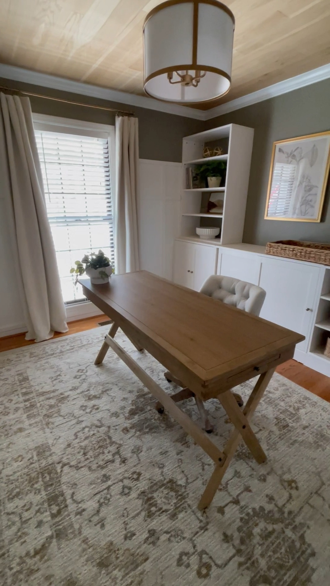 Office views 

#LTKstyletip #LTKFind #LTKhome