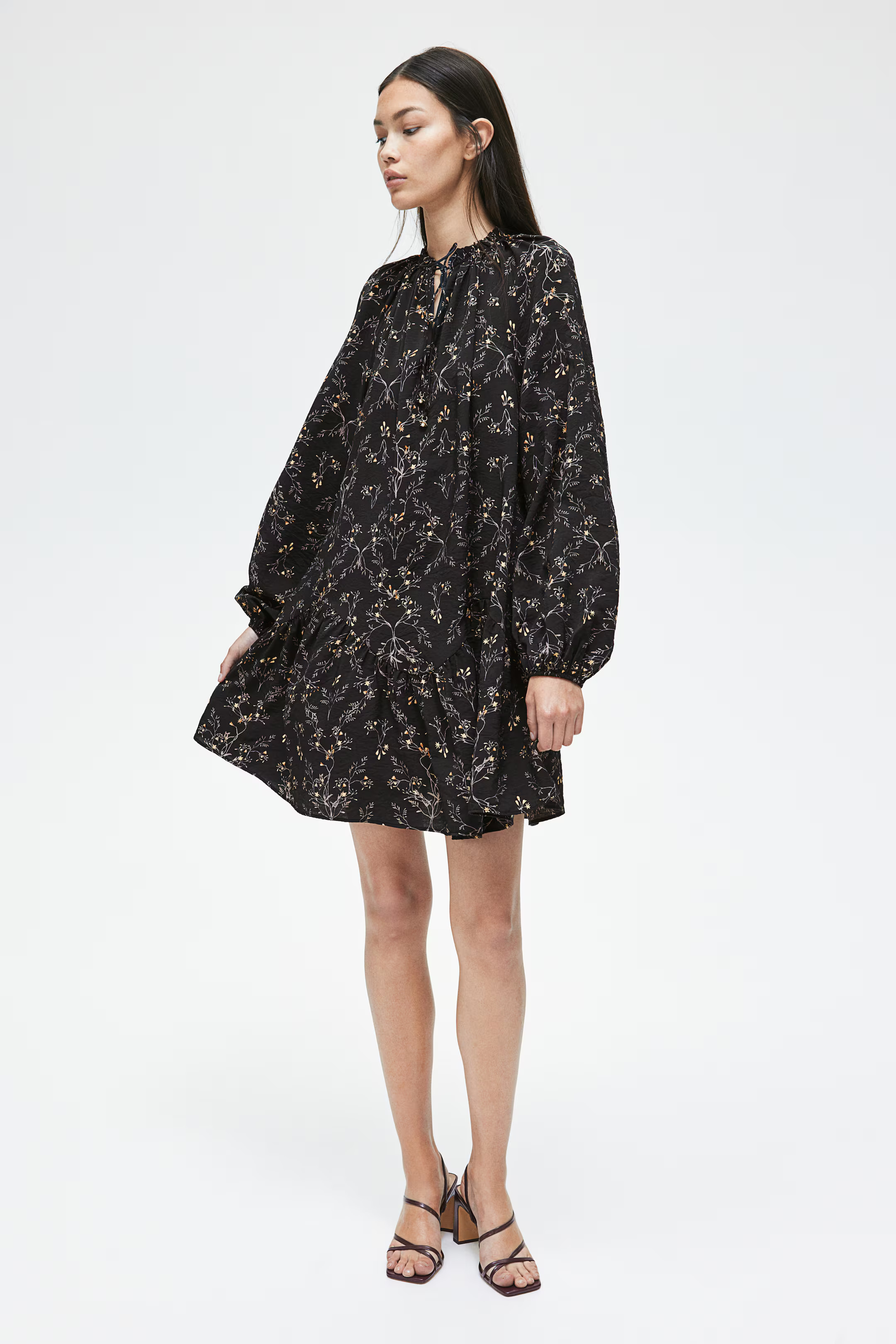 Drawstring-Detail Dress | H&M (US + CA)