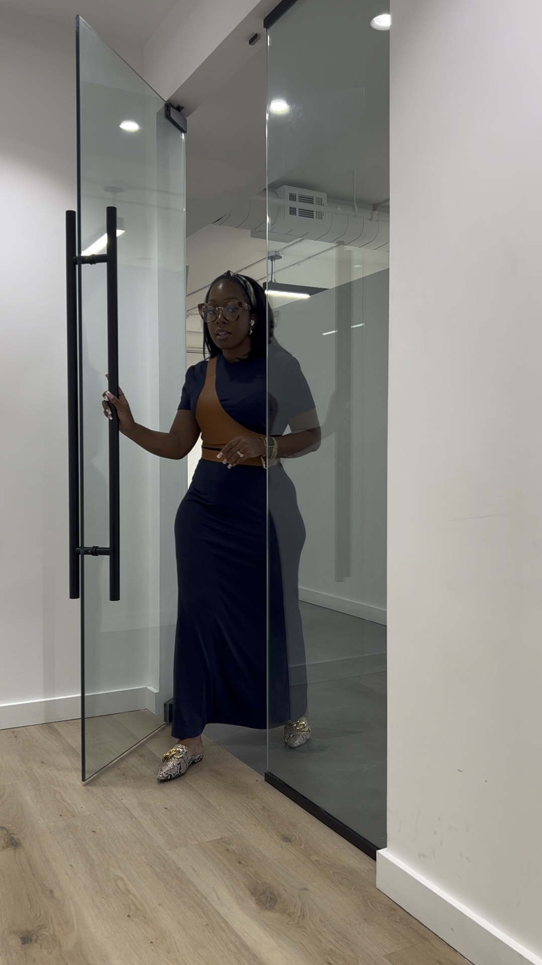 A simple T-shirt dress with a cool accessory belt! 

#LTKWorkwear #LTKStyleTip #LTKFindsUnder50