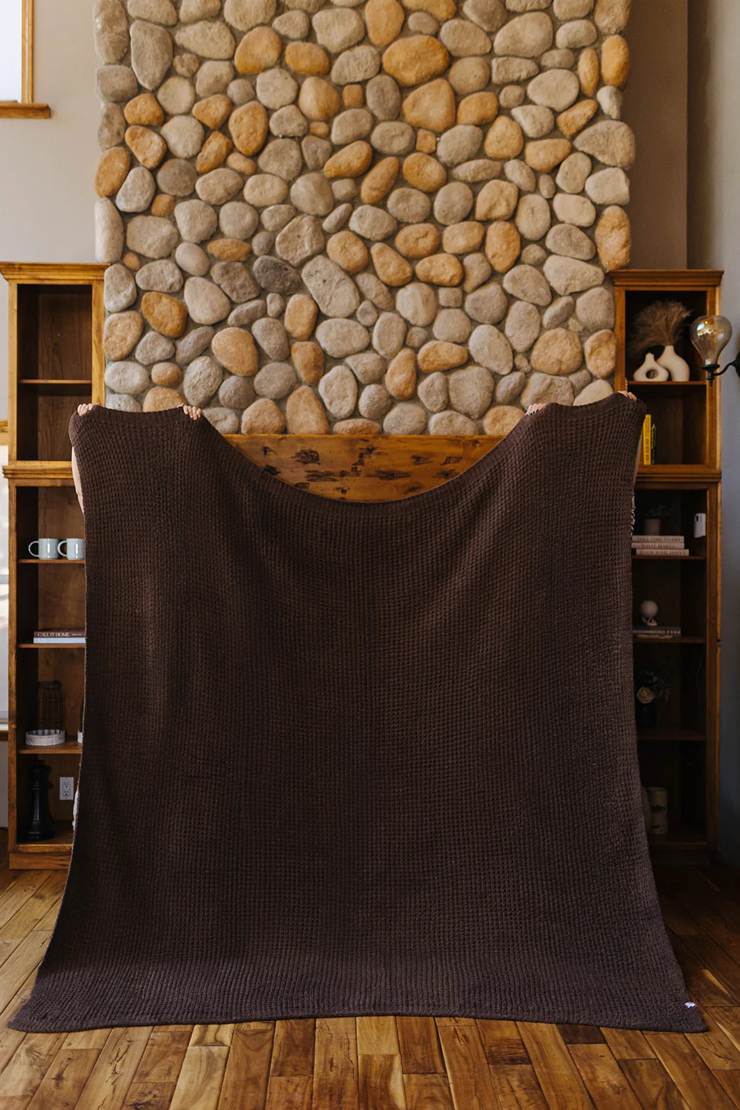 Brown Waffle Blanket 90x90 | Staykation