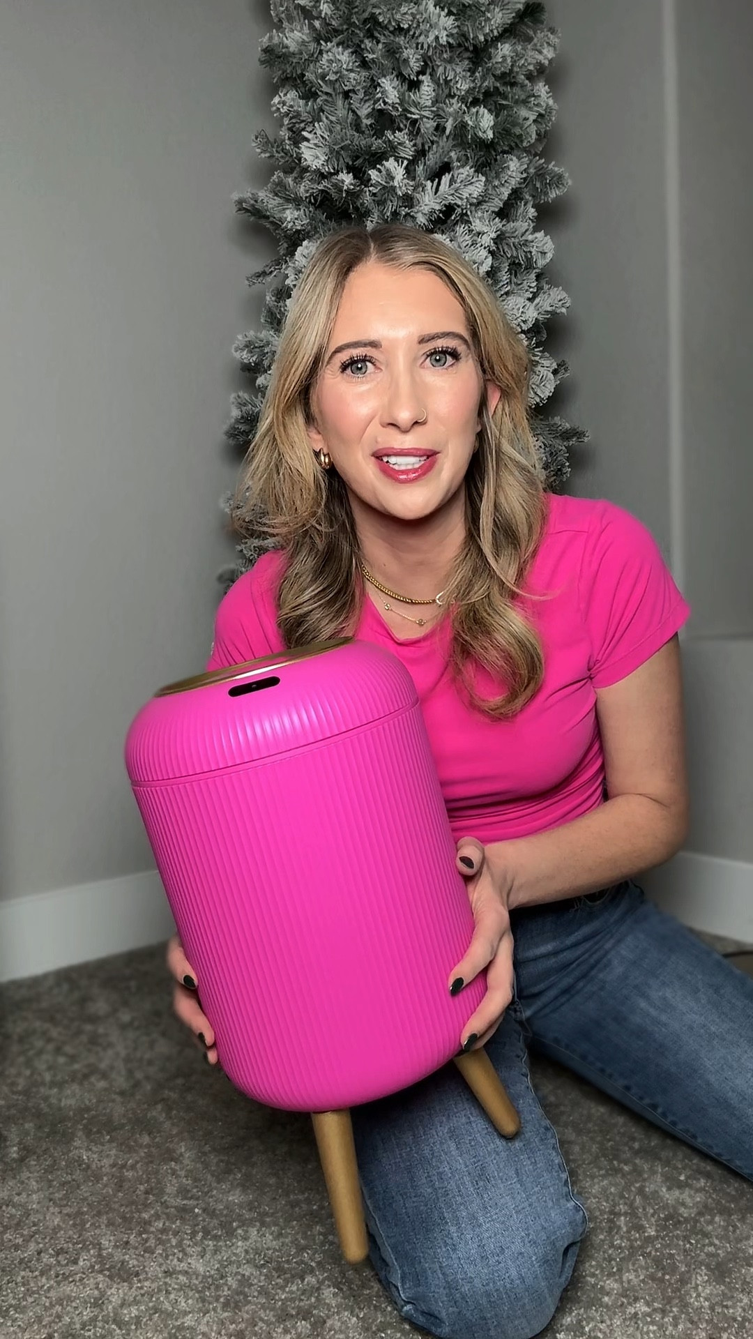 This motion sensor trash can is so perfect! It’s aesthetically pleasing but I love that it closes on its own so no one has to see the trash!!

#LTKHome #LTKFindsUnder50 #LTKFindsUnder100