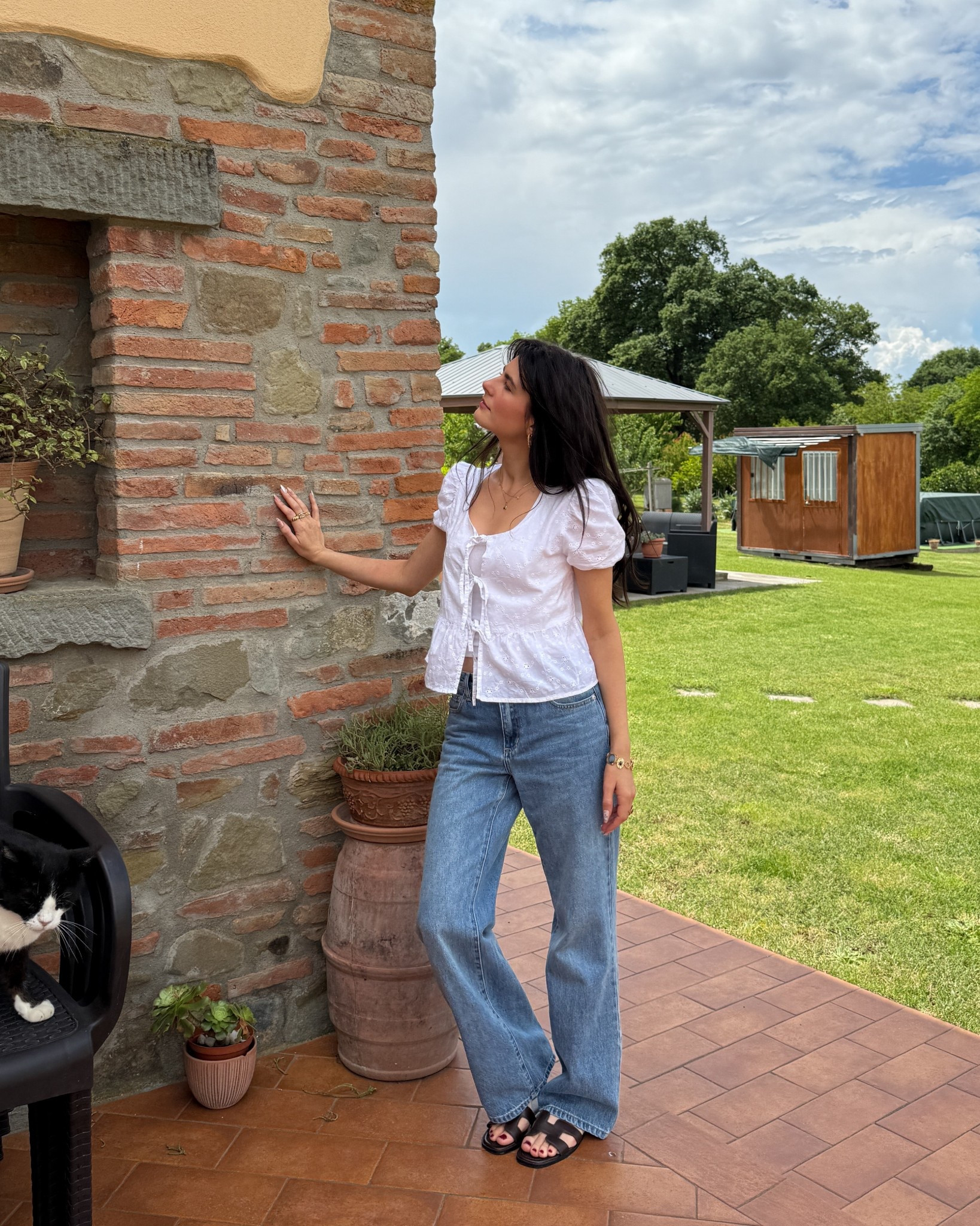 Top + jeans - glassons
Shoes: linked exact 