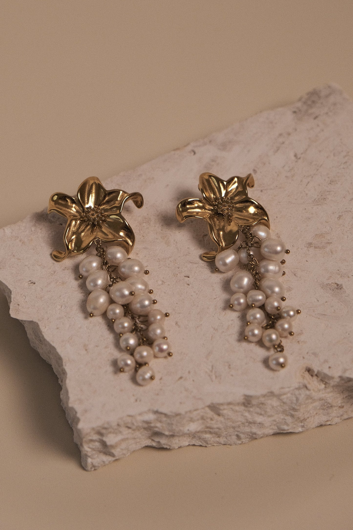 Eva Floral Fresh Water Pearl Earrings - Gold | Meshki (APAC)
