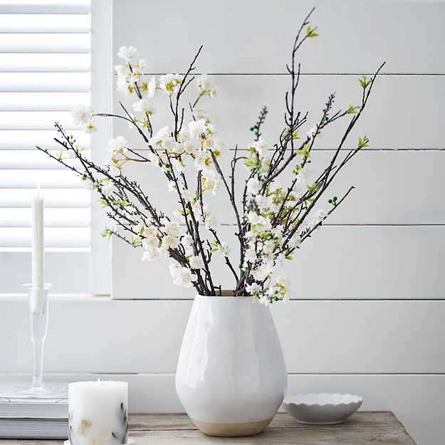 Blossom Hand-Tied Bunch | Decorative Accessories | The  White Company | The White Company (UK)