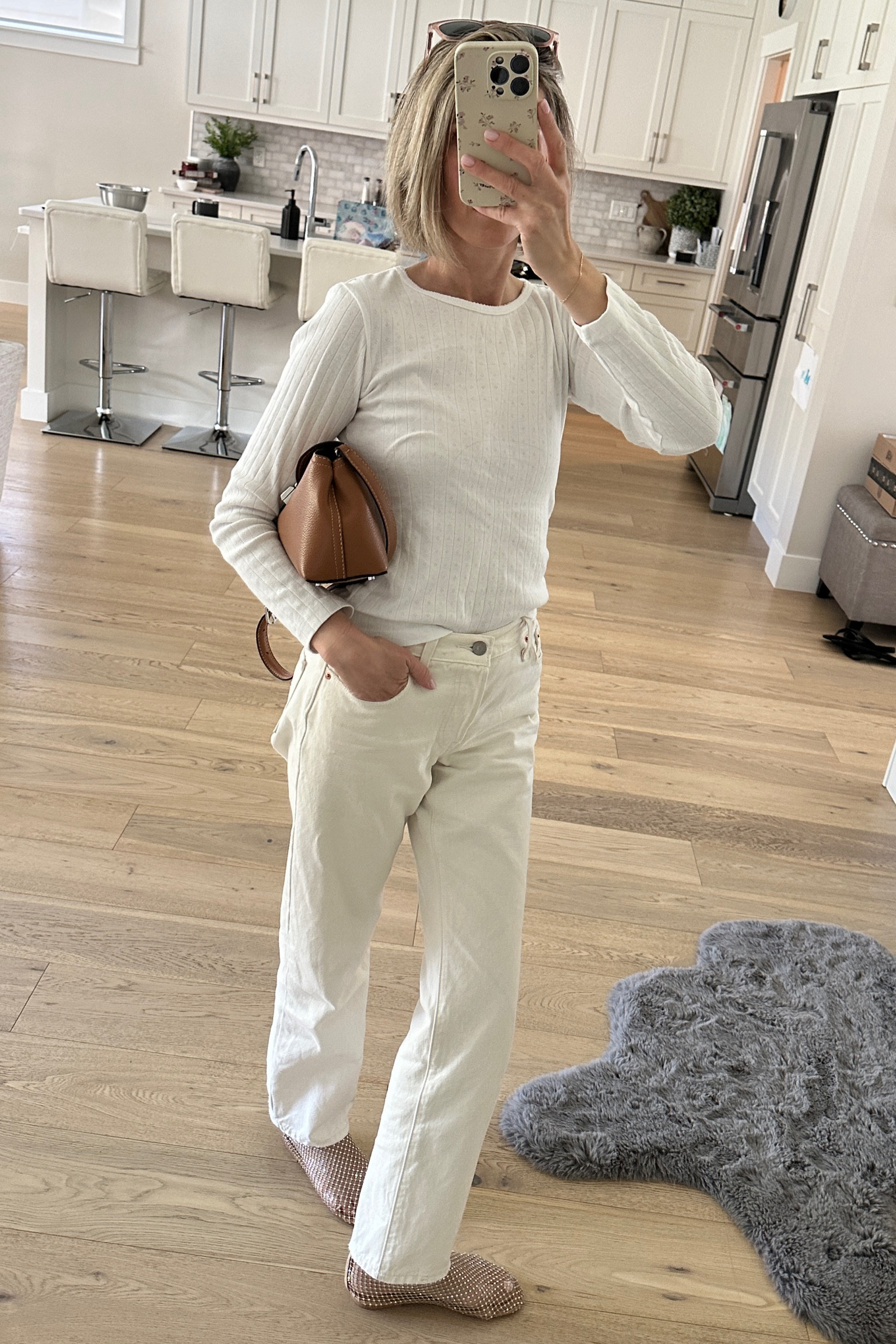  Neutral spring look. Still loving these Levi’s ecru jeans! 

Top is a retailer that can’t be linked.  But head to my Instagram highlights for links 🌼

#LTKcanada #LTKstyletip