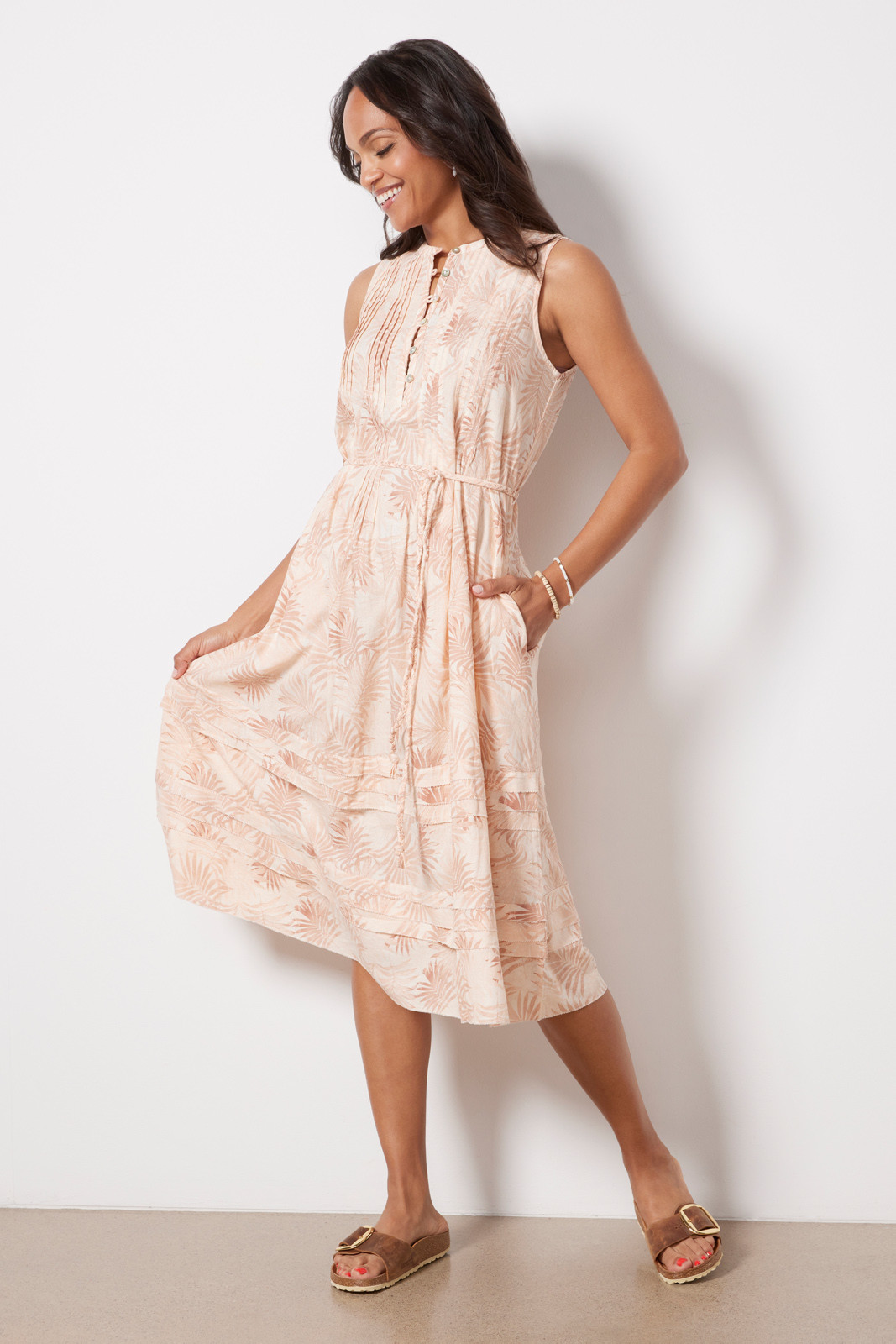 Isha Midi Dress | Evereve