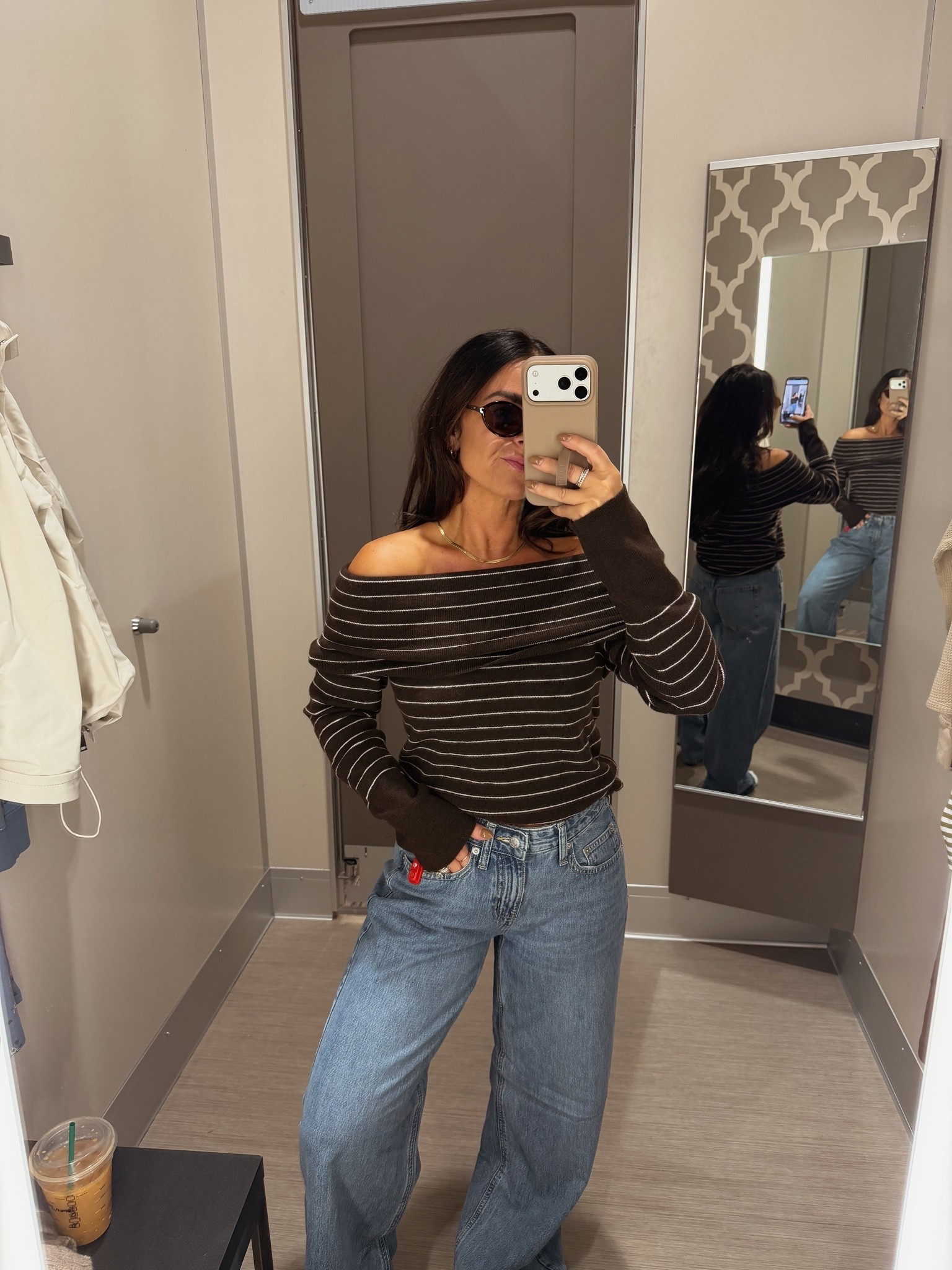 The perfect off the shoulder top for fall date nights 🤎

#LTKootd #LTKgrwm #LTKSeasonal