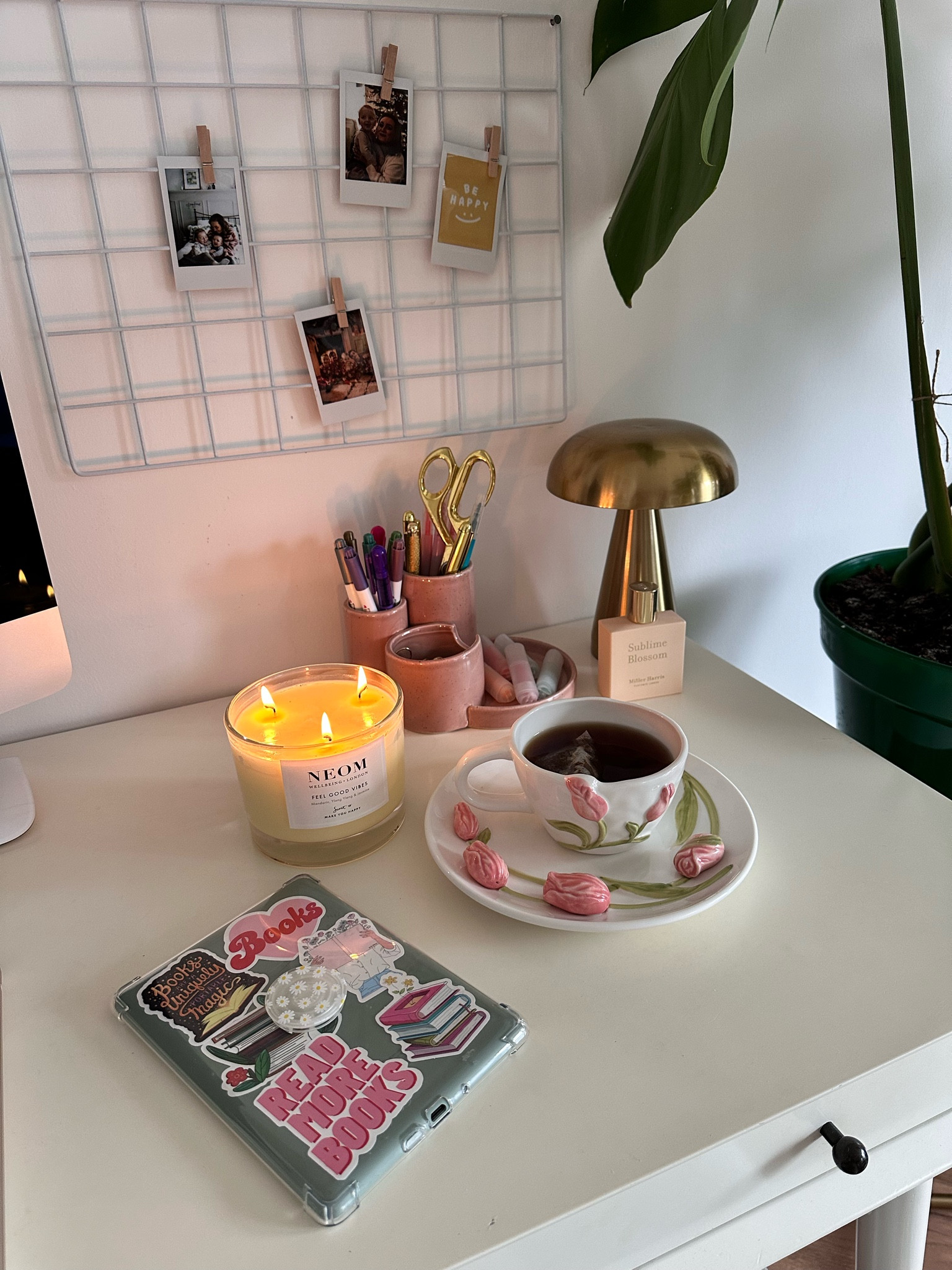 Kindle #kindle #bookish 

#LTKfamily #LTKfindsunder100 #LTKhome