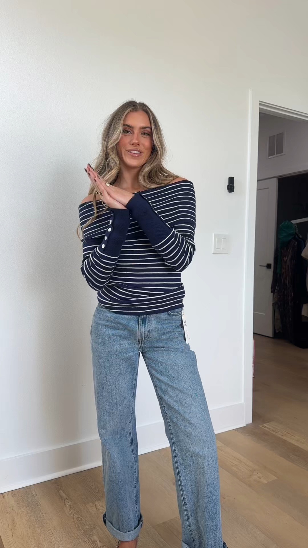 Long sleeve tops and sweaters from Amazon! I am 5‘4“ and I am wearing the size small and all of these shirts. I’m trying to find the best wardrobe from Amazon that won’t break the bank but still gives you the aesthetic that you like such as a free people! Lots of these are free people look for less finds.

#freepeople #lookforless #affordablefashion #budgetfriendly #budgetfashion #freepeopleinspired #freepeopledupes #amazon #amzonfinds #amazonmusthaves #amazonvirtualtryon #amazonfavorites #amazonfashion #founditonamazon #founditonamazonfashion amazon haul, amazon clothing haul, affordable fashion, clothing haul, fall clothing haul, fall fashion, fall trends, winter clothing haul, amazon fashion, amazon finds, amazon fashion 2025. 

#LTKFindsUnder50 #LTKSaleAlert #LTKootd