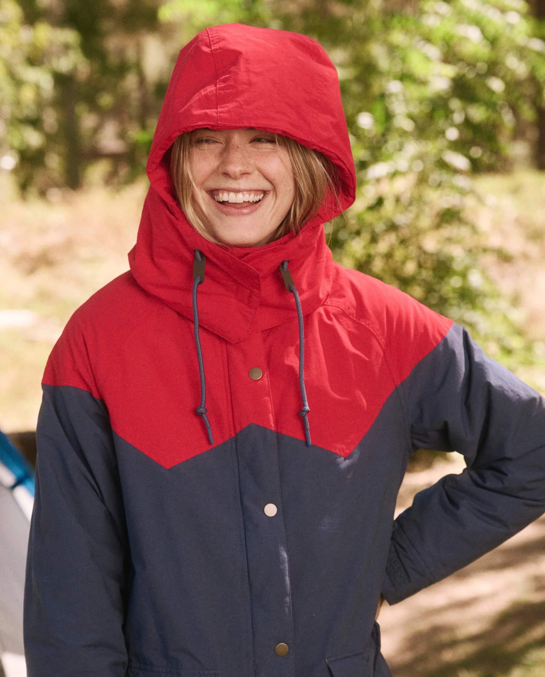 The Great + Eddie Bauer The Hooded Parka. | THE GREAT.