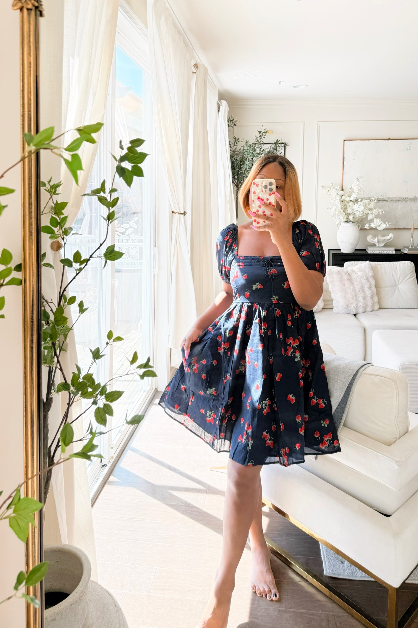 🍓 Love this strawberry print dress. The color is pretty unexpected but it turned out so pretty. 