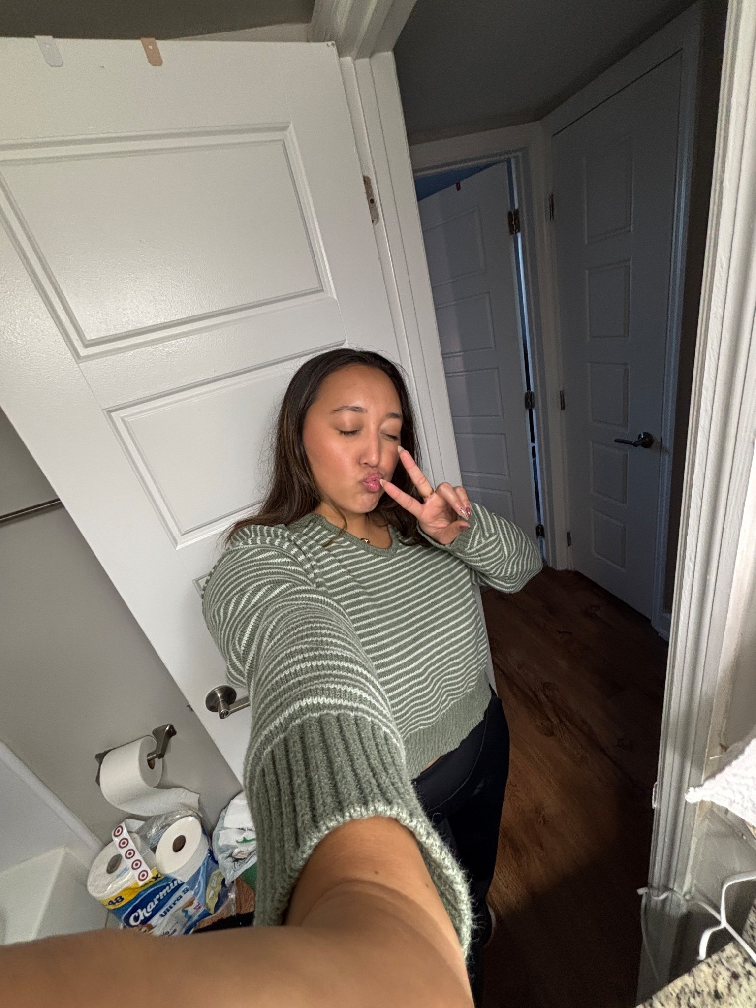 Just wanted to emphasize how much I love this sweater again. It’s a must have!

#LTKSeasonal #LTKootd #LTKgrwm
