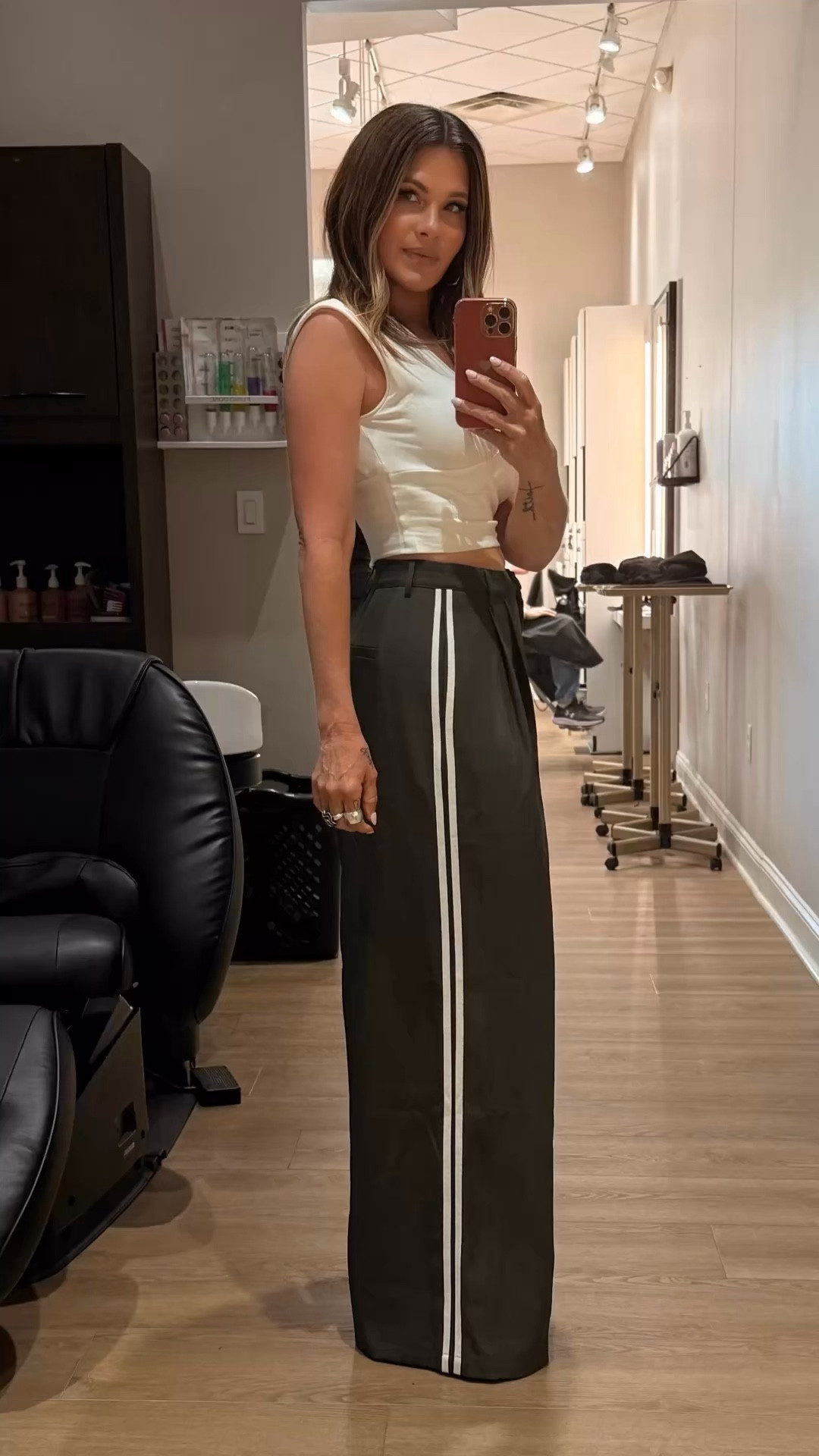 Trousers you don’t want to pass up!

Pants - size down (1)//top - tts//heels - size up 1/2 size

#LTKdayinmylife #LTKmomlife #LTKOver40