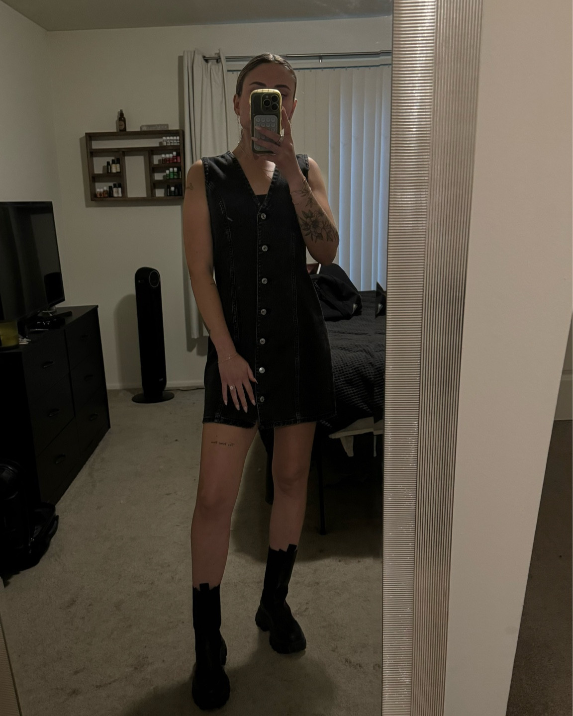 concert fit

dress is almost sold out but check your local a+f :) shoes aren’t the exact match, but very similar!

#LTKfindsunder100