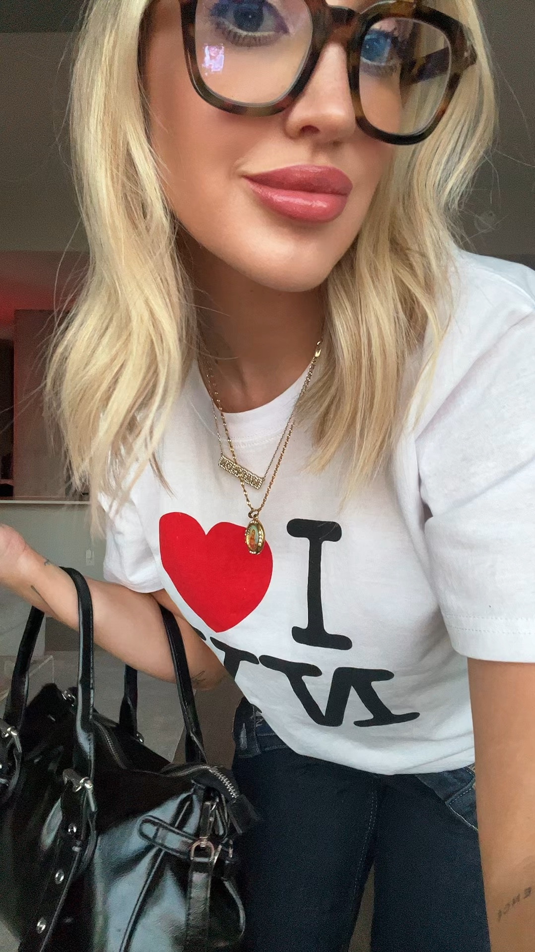 OOTD 🫶🏼

#LTKFindsUnder50 #LTKBump #LTKStyleTip