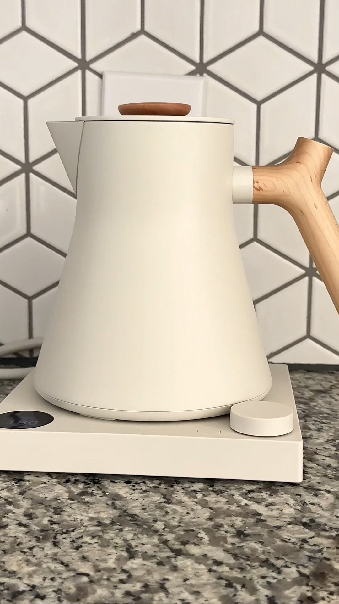 Perfect tea kettle 

#LTKHome