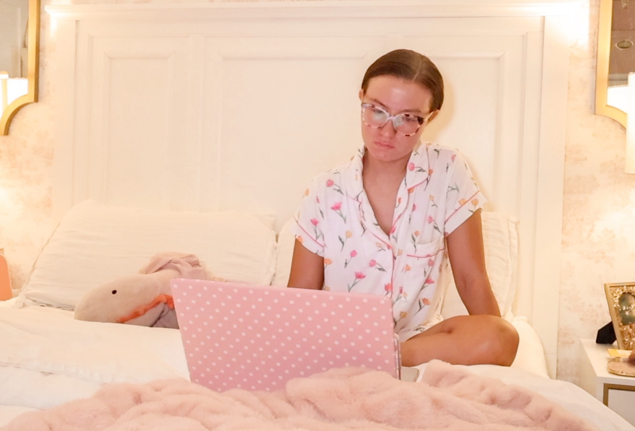Pajamas, glasses, and laptop seen in my spring night time routine 🫶🏼✨

#LTKHome