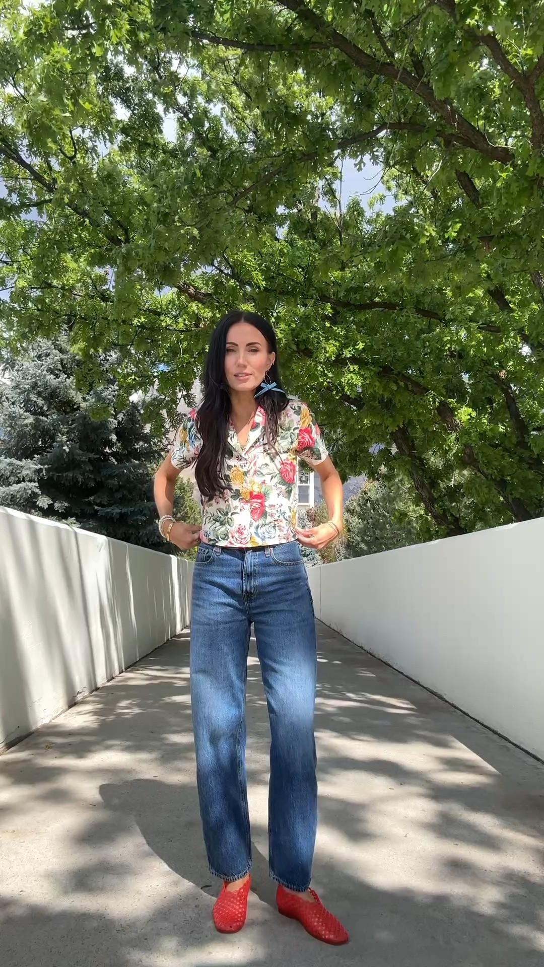 Top is Nordstrom, jeans are @Pistola Denim and shoes are @Steve Madden US - earrings are @nickelandsuede