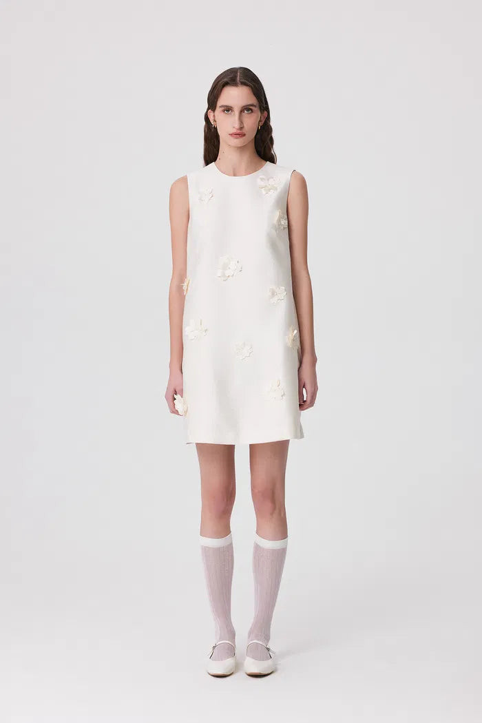 Luminere Kleid mit Blumenverzierung aus Seiden-Woll-Satin | Fabrique