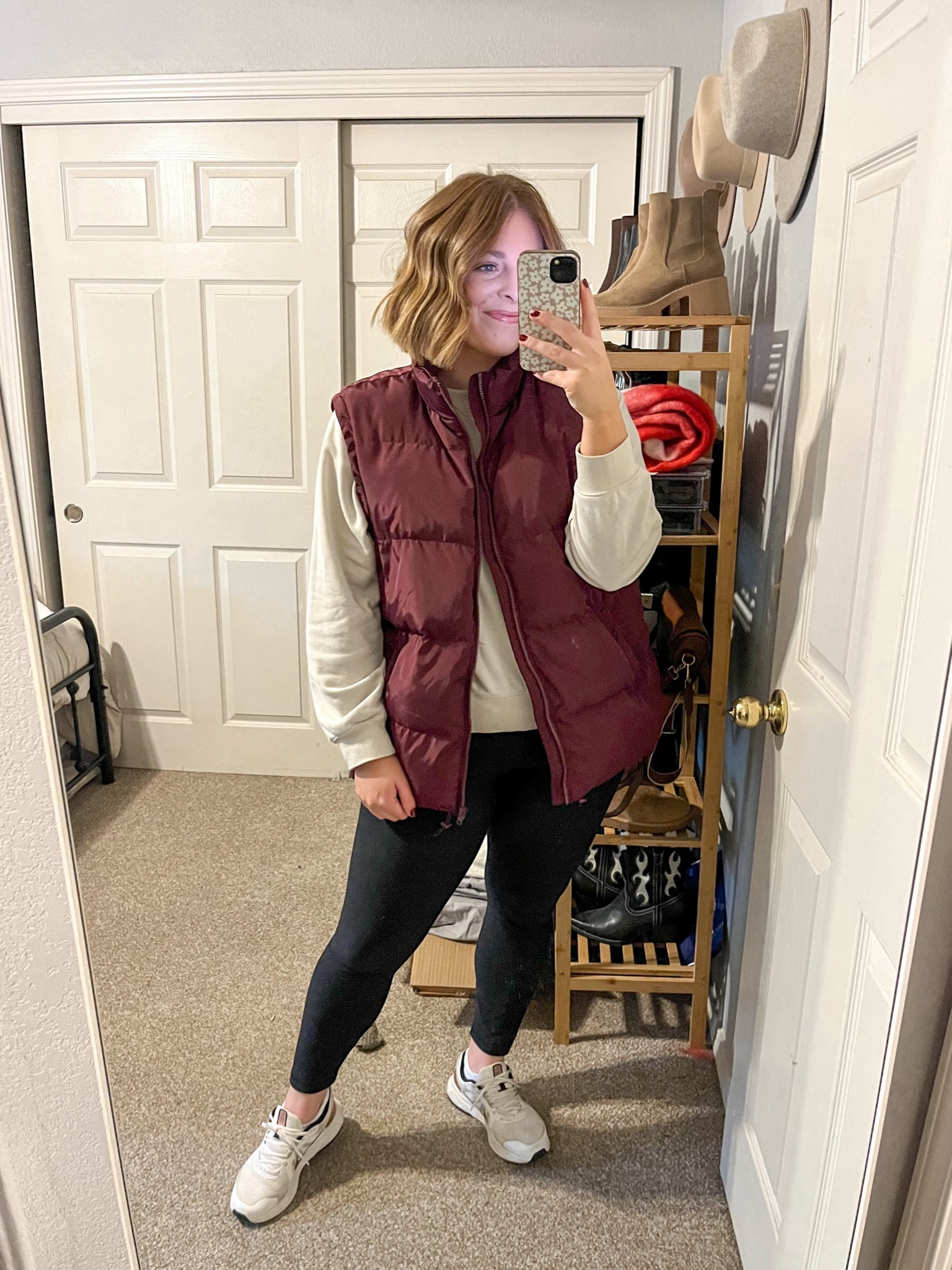 Outfit of the day

Vest L
Sweatshirt L 
Leggings L

#LTKstyletip #LTKmidsize #LTKSeasonal