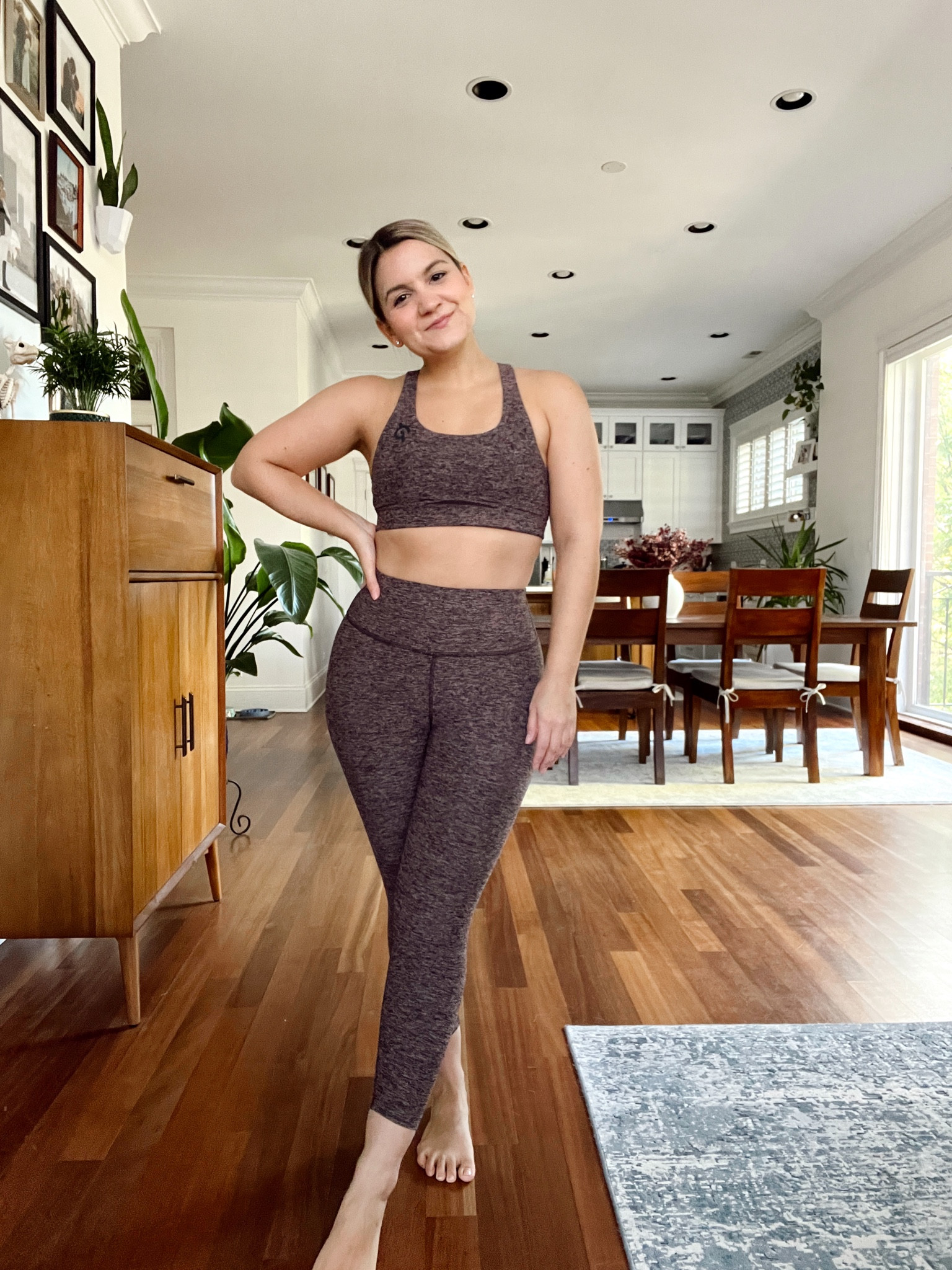 Petite friendly Peloton set!!!
Sports bra - size small (true to size)
Capri leggings - size small (true to size and thicker than the others so great for cold weather!)

#LTKfit #LTKunder100 #LTKHoliday